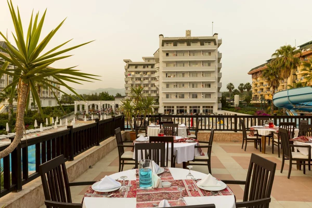 Holiday Garden Resort - photo 8