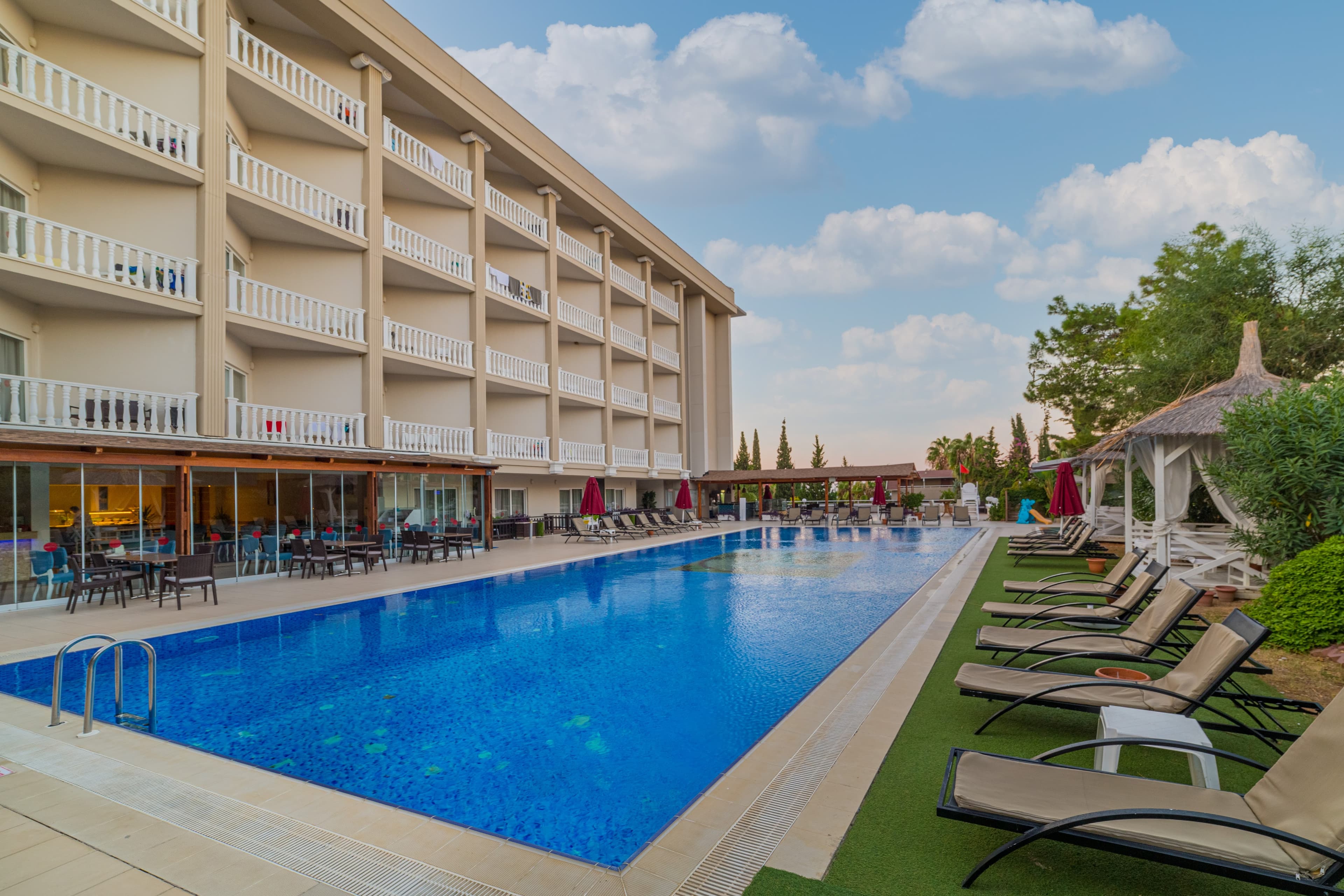 Justiniano Deluxe Resort