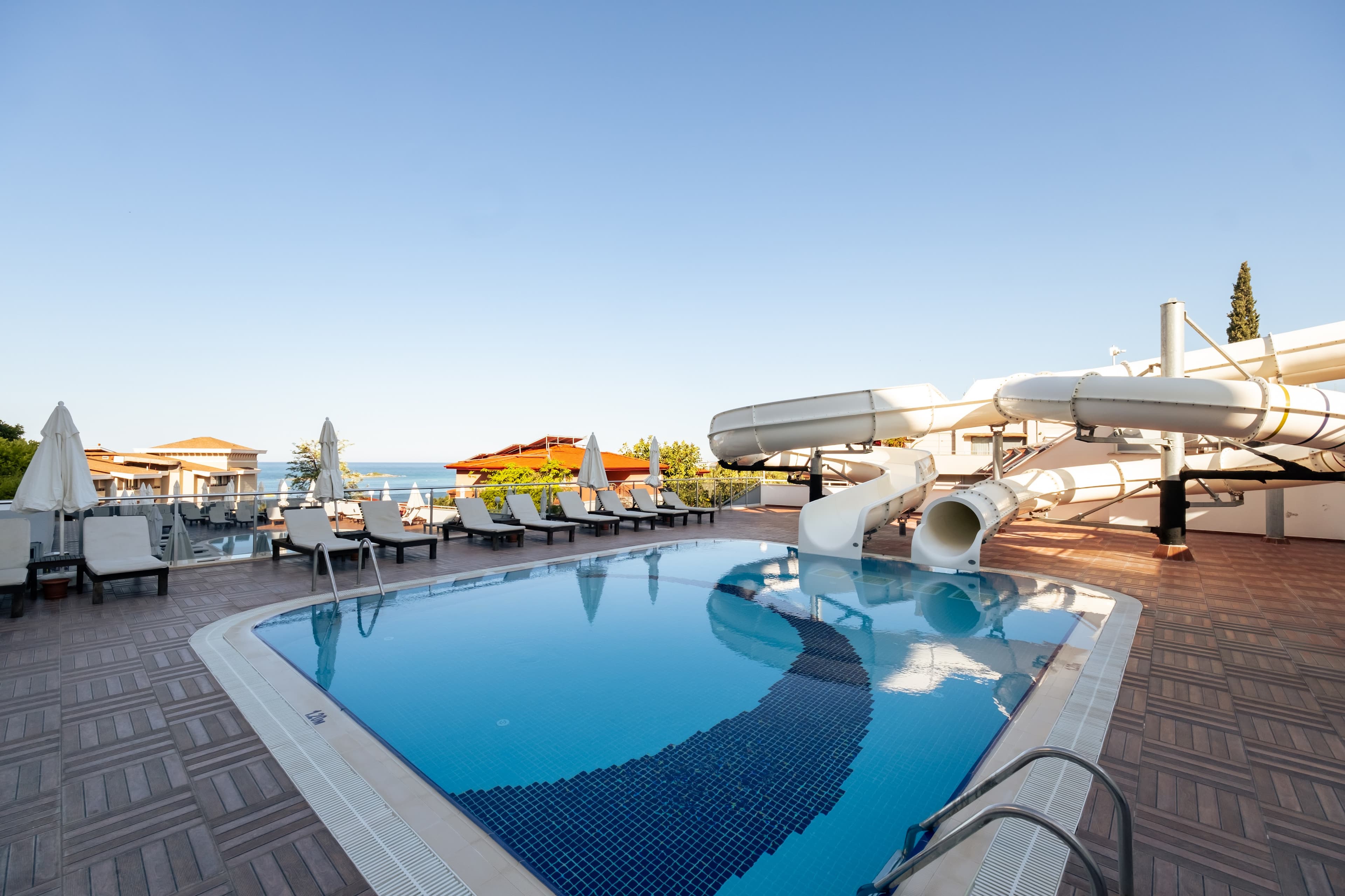 Laguna Beach Alya Resort & Spa - photo 3