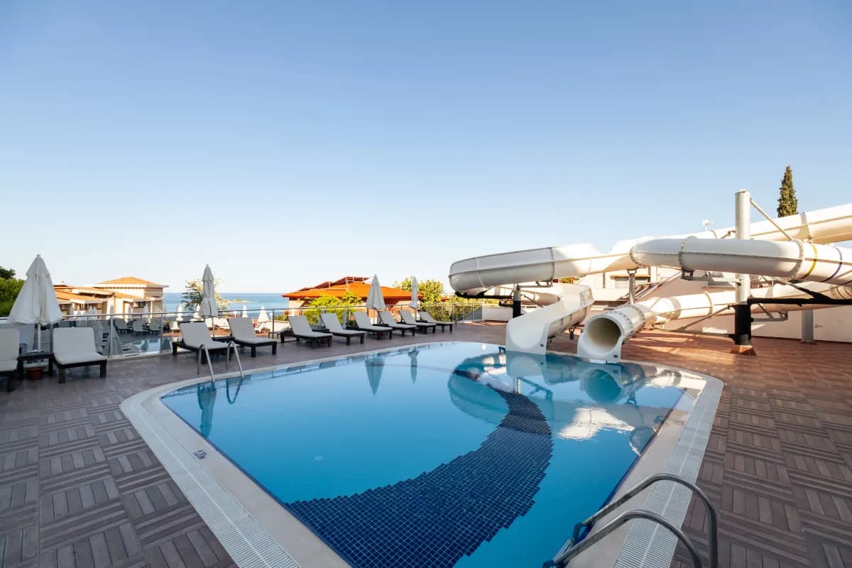 Laguna Beach Alya Resort & Spa - photo 3