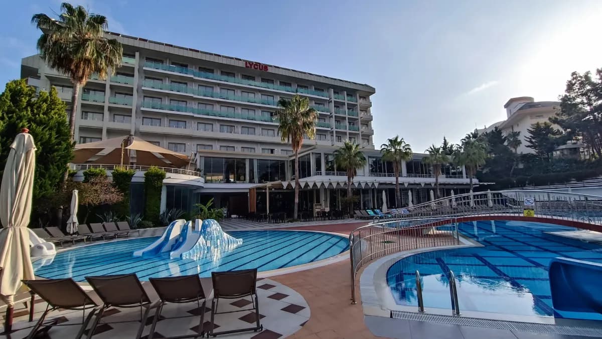 Lycus Beach Hotel