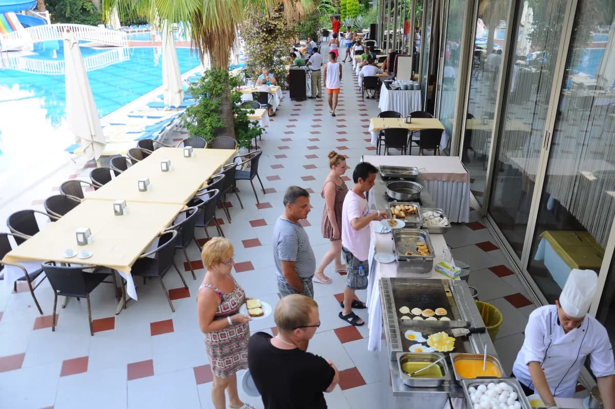 Lycus Beach Hotel - photo 8