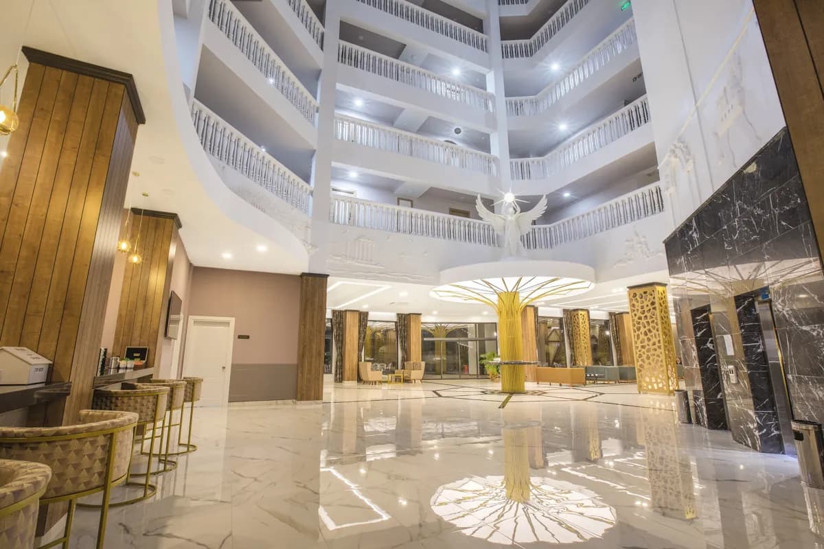Mira Meridia Beach Hotel - photo 8
