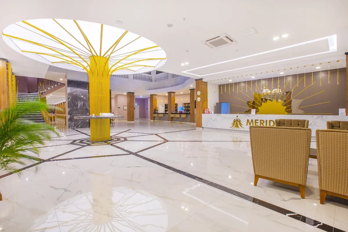 Mira Meridia Beach Hotel - photo 10