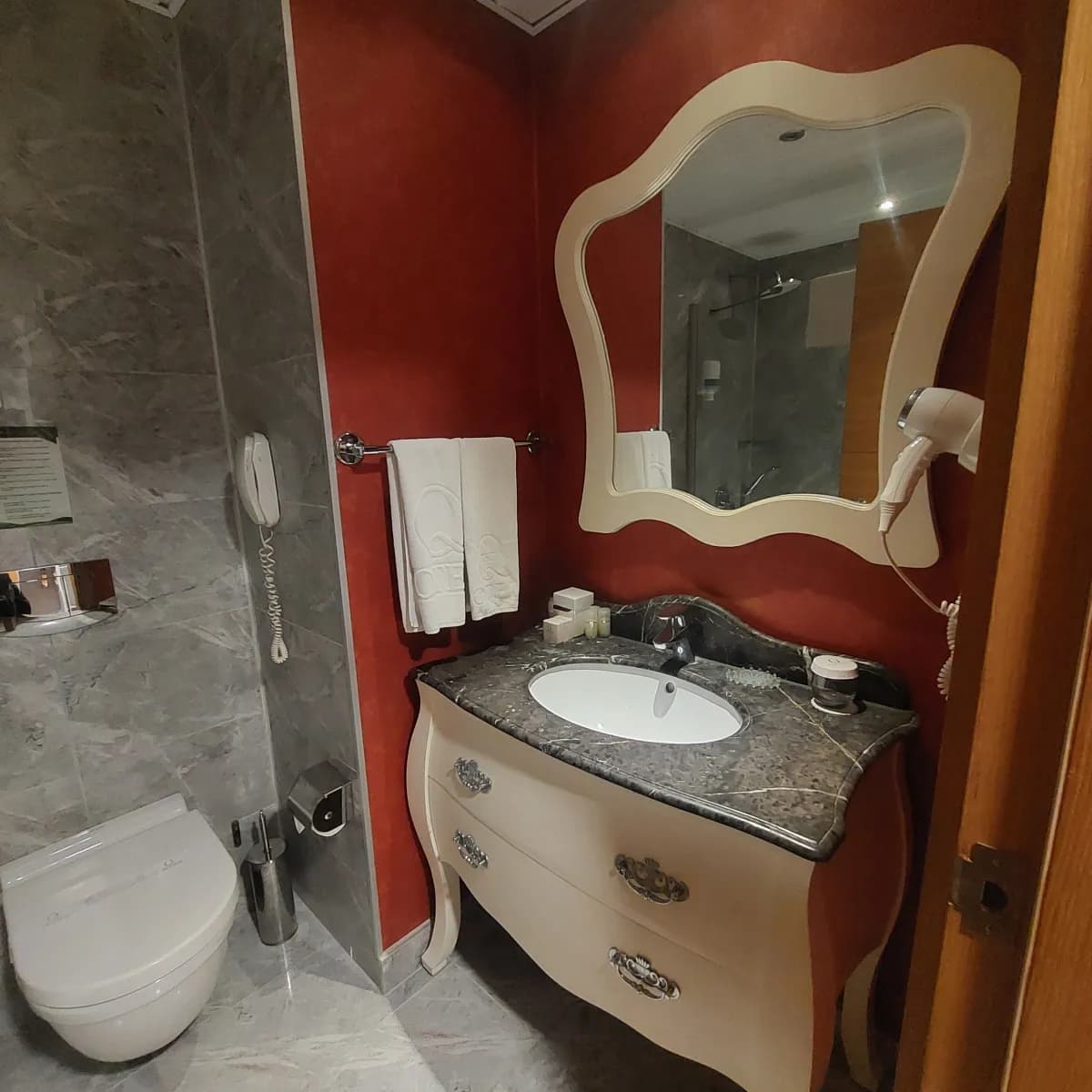 Q Premium Resort Hotel - photo 4