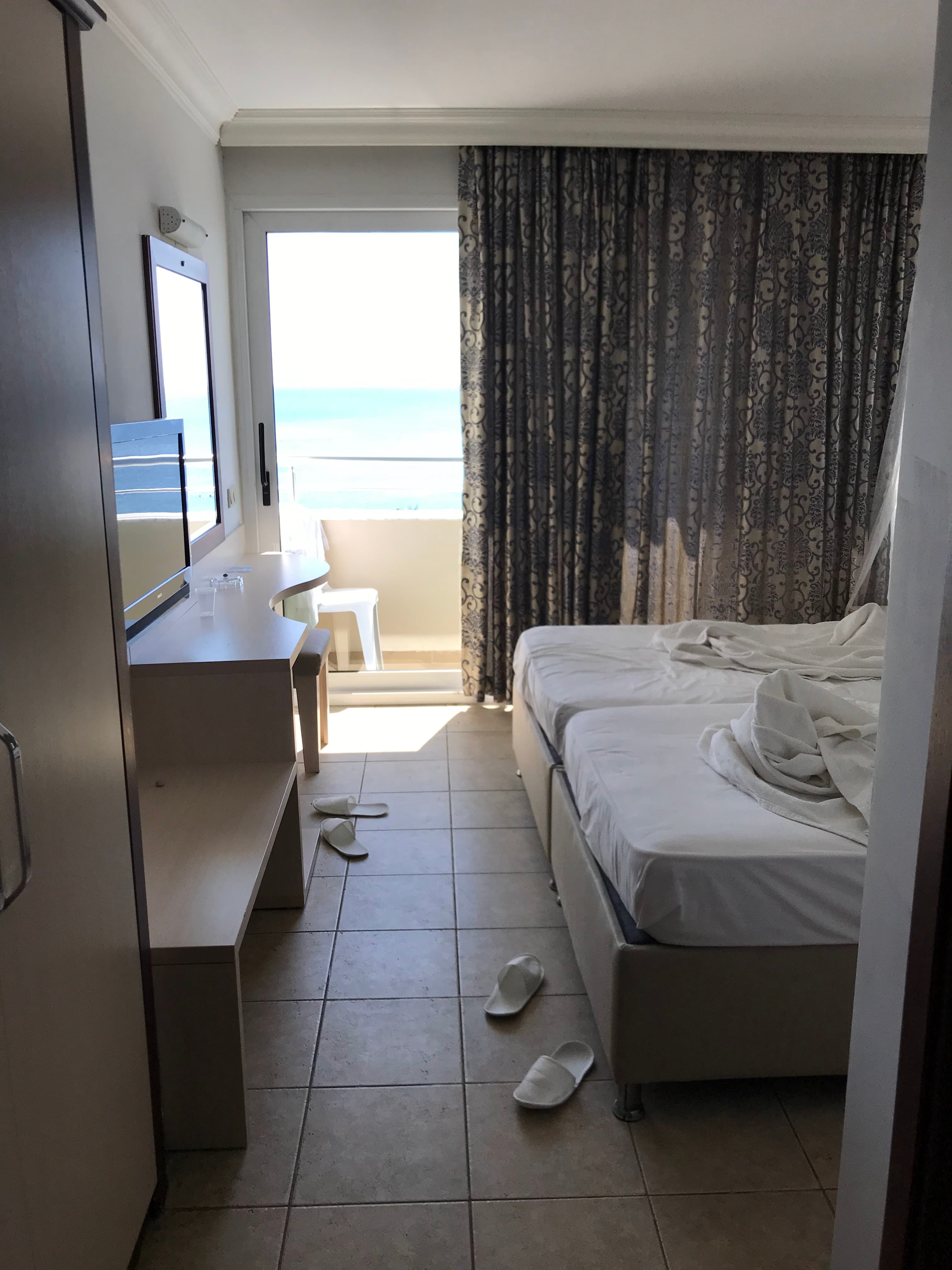 Acropol Beach Hotel - photo 2