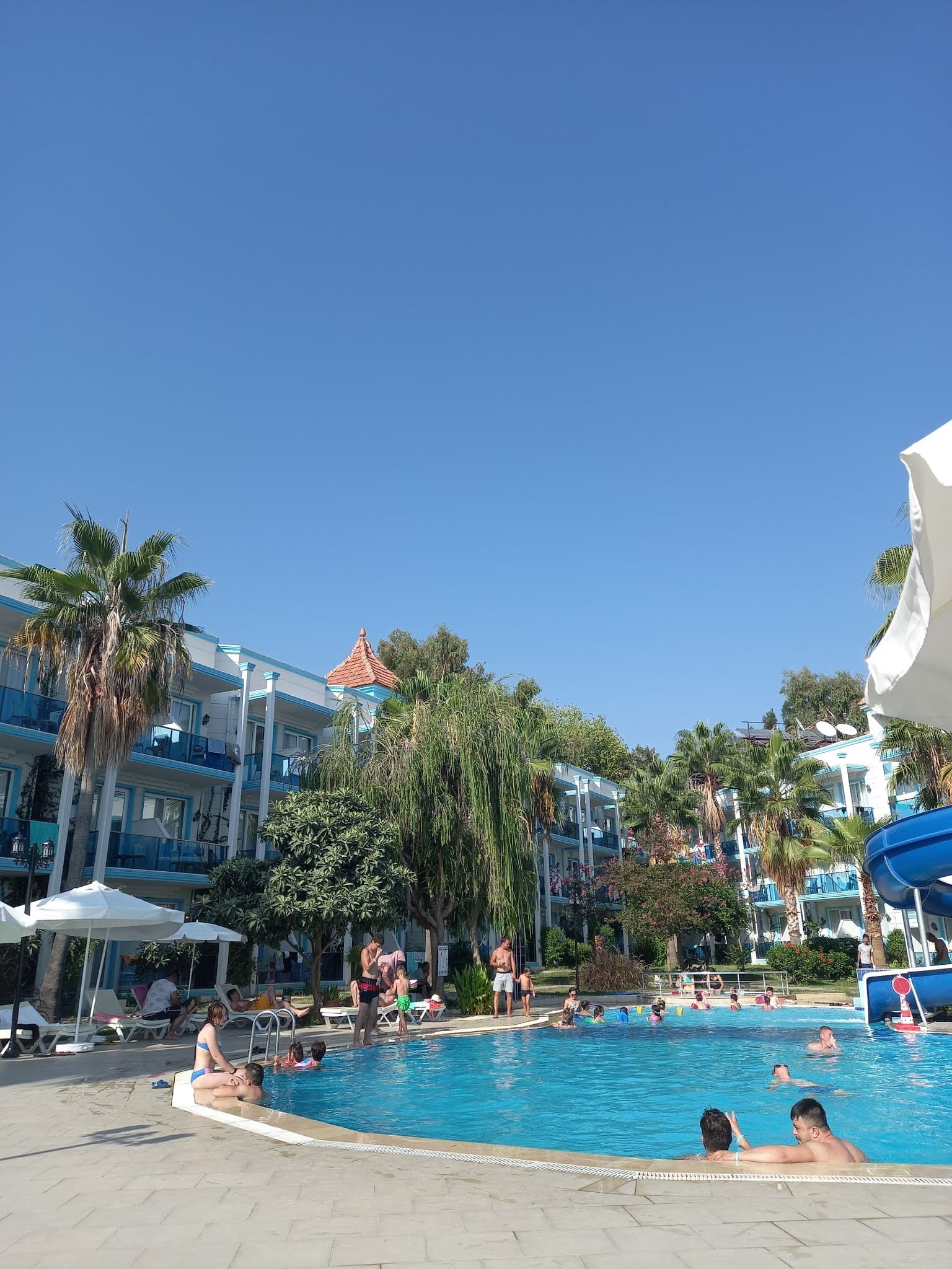 Alissa Garden Hotel - photo 4