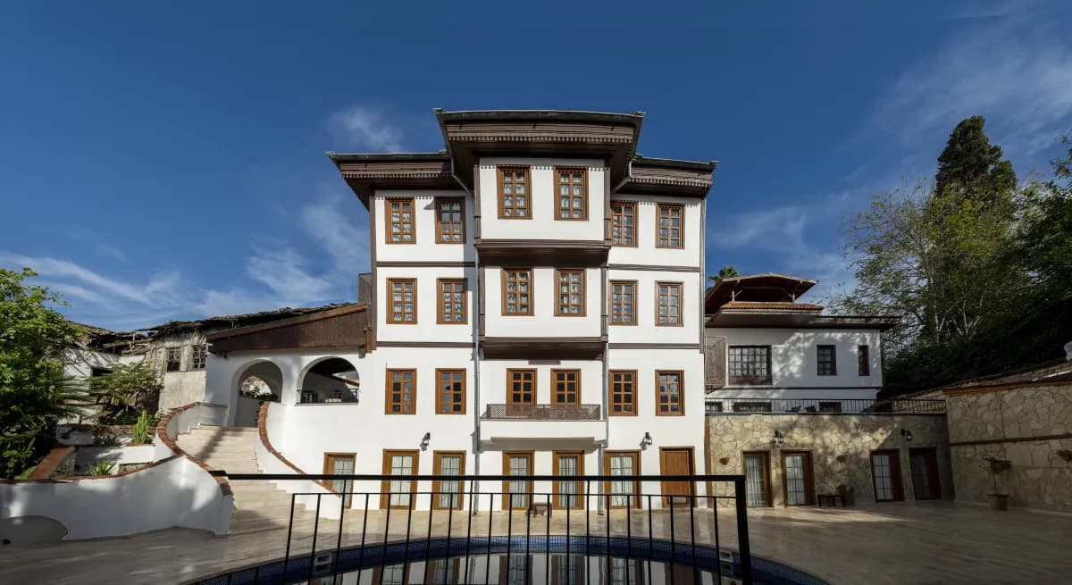 Argos Hotel