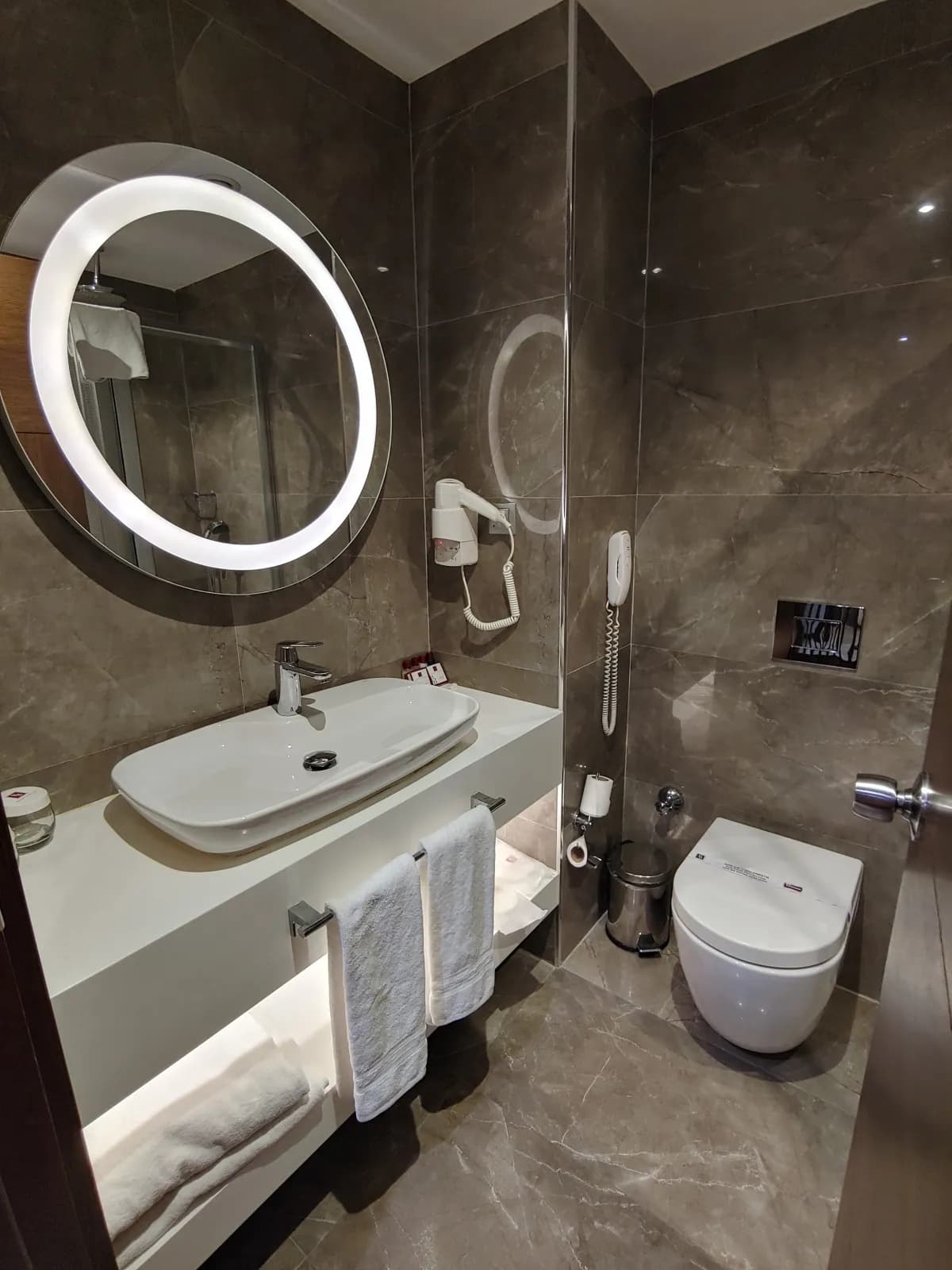 B Business Hotel & Spa - photo 9