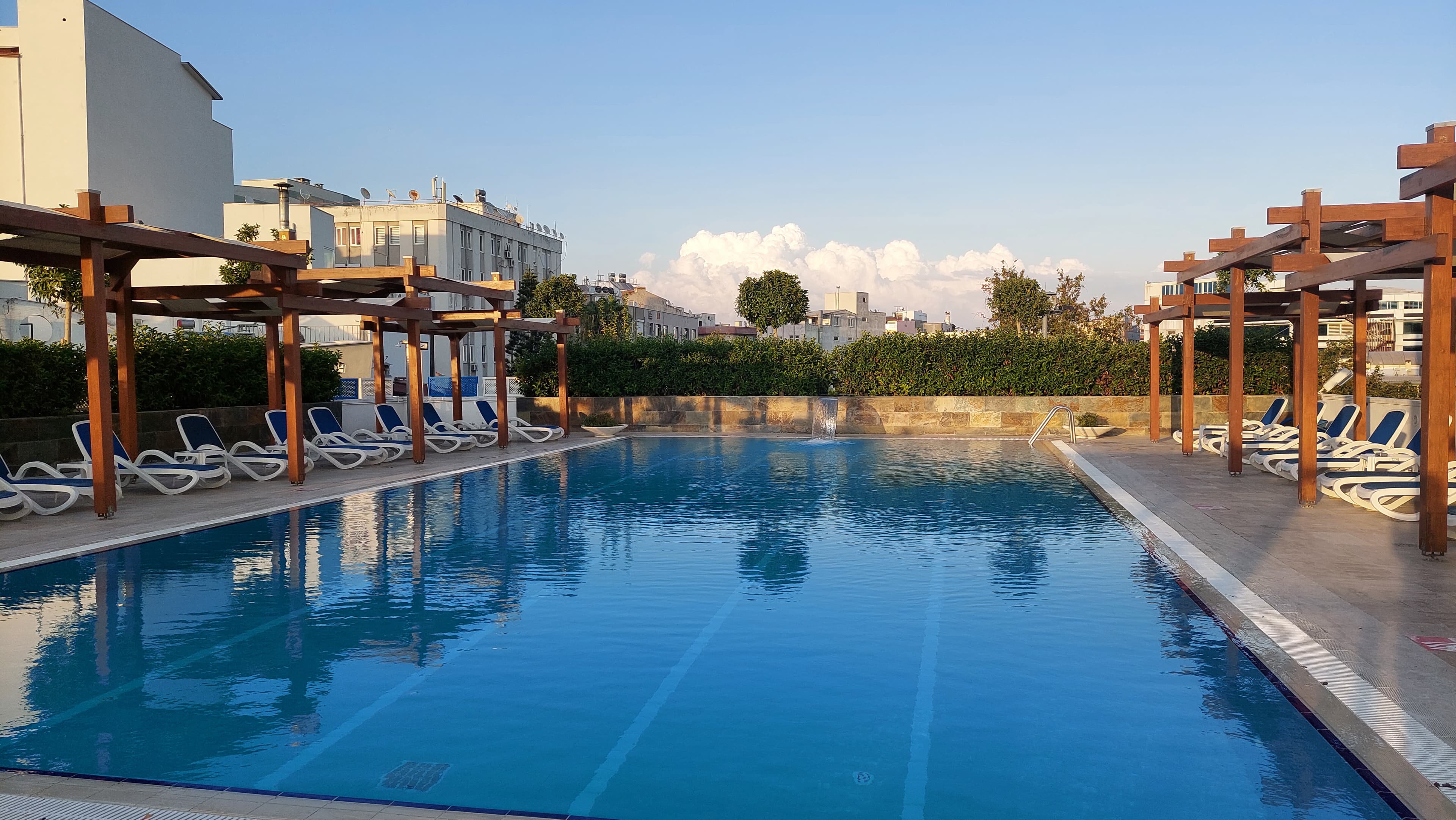 Best Western Plus Khan Hotel - photo 3