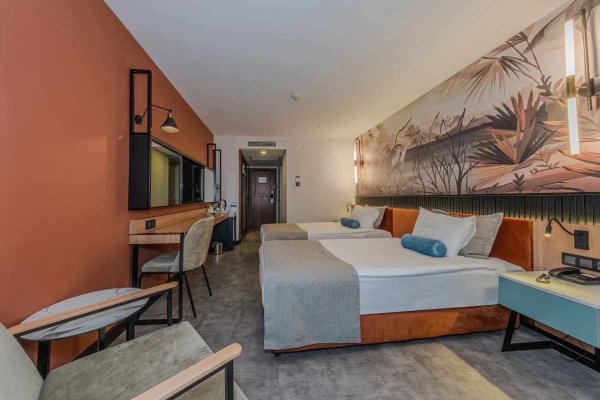 Best Western Plus Khan Hotel - photo 6