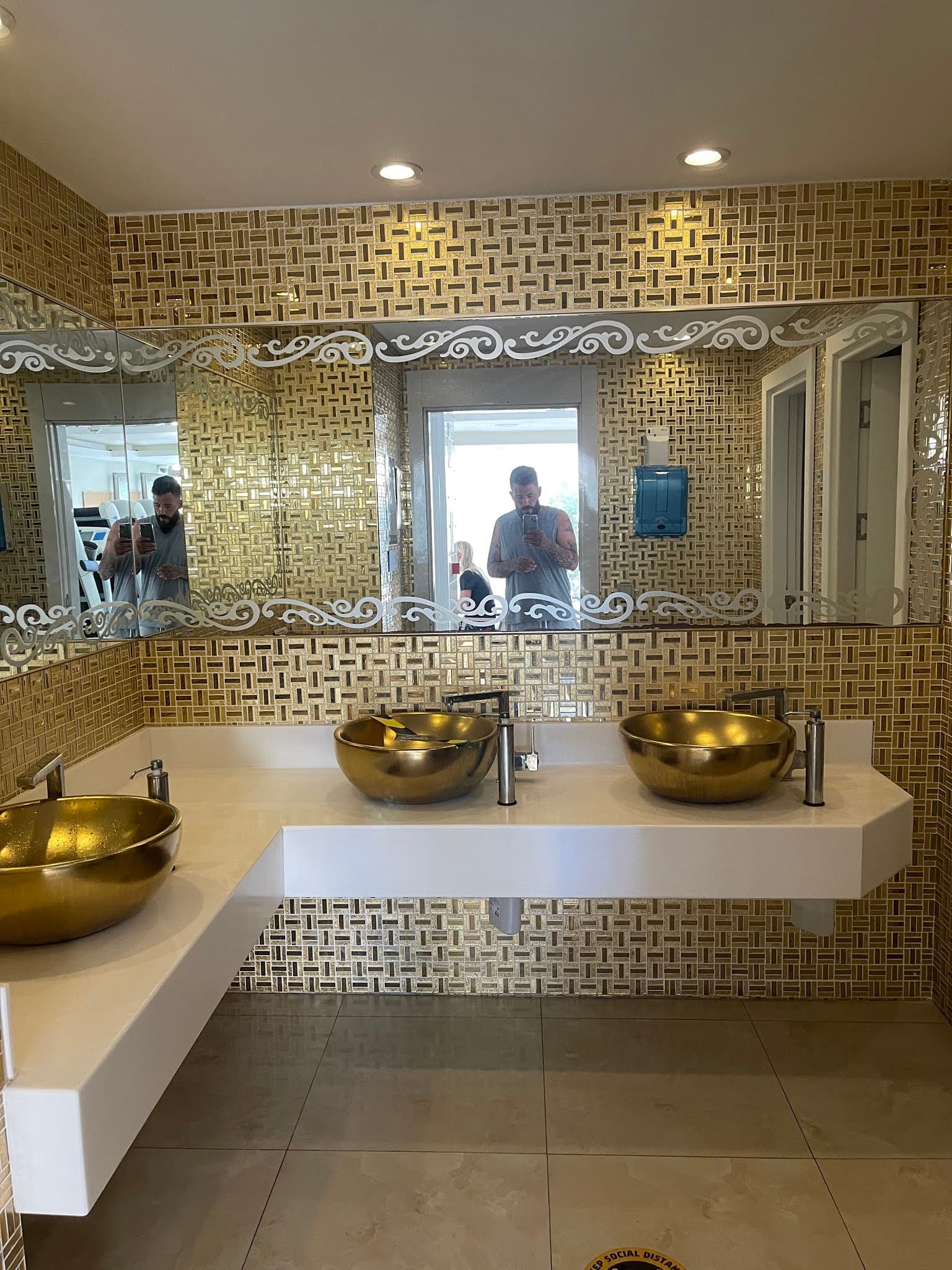Citrus Park Hotel - photo 4
