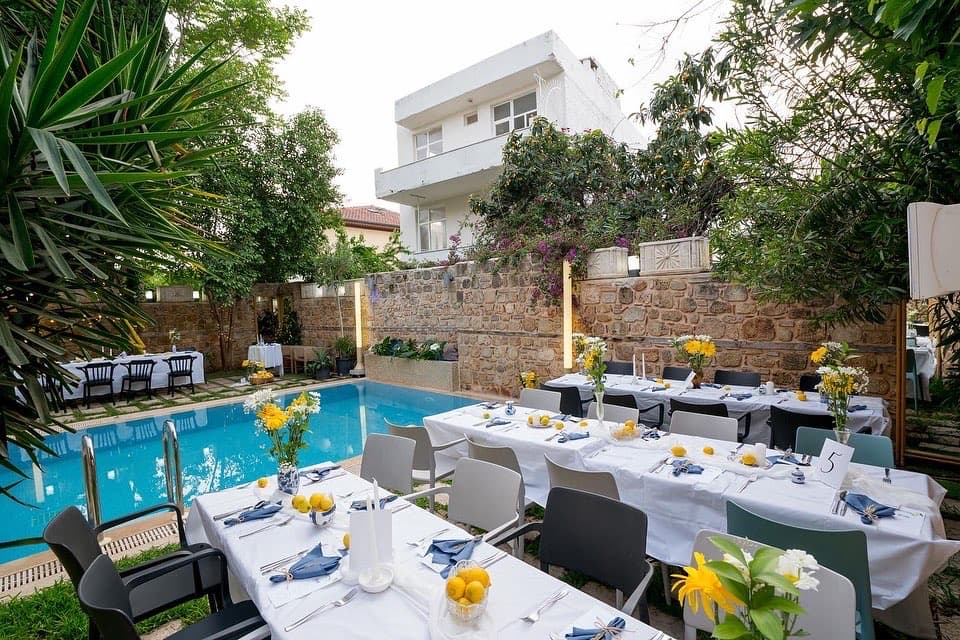 Delight Deluxe Hotel - photo 6