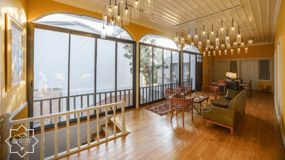 Delight Deluxe Hotel - photo 10