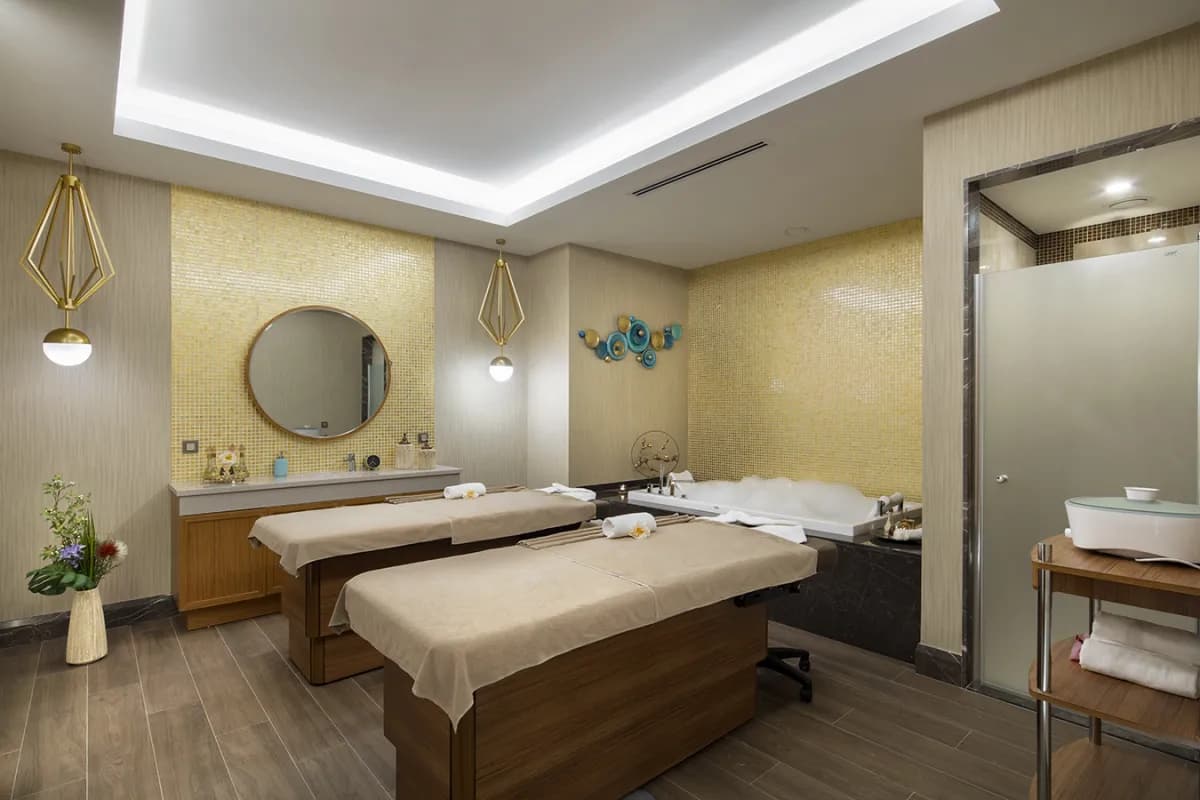 DoubleTree by Hilton Antalya City Centre - photo 9