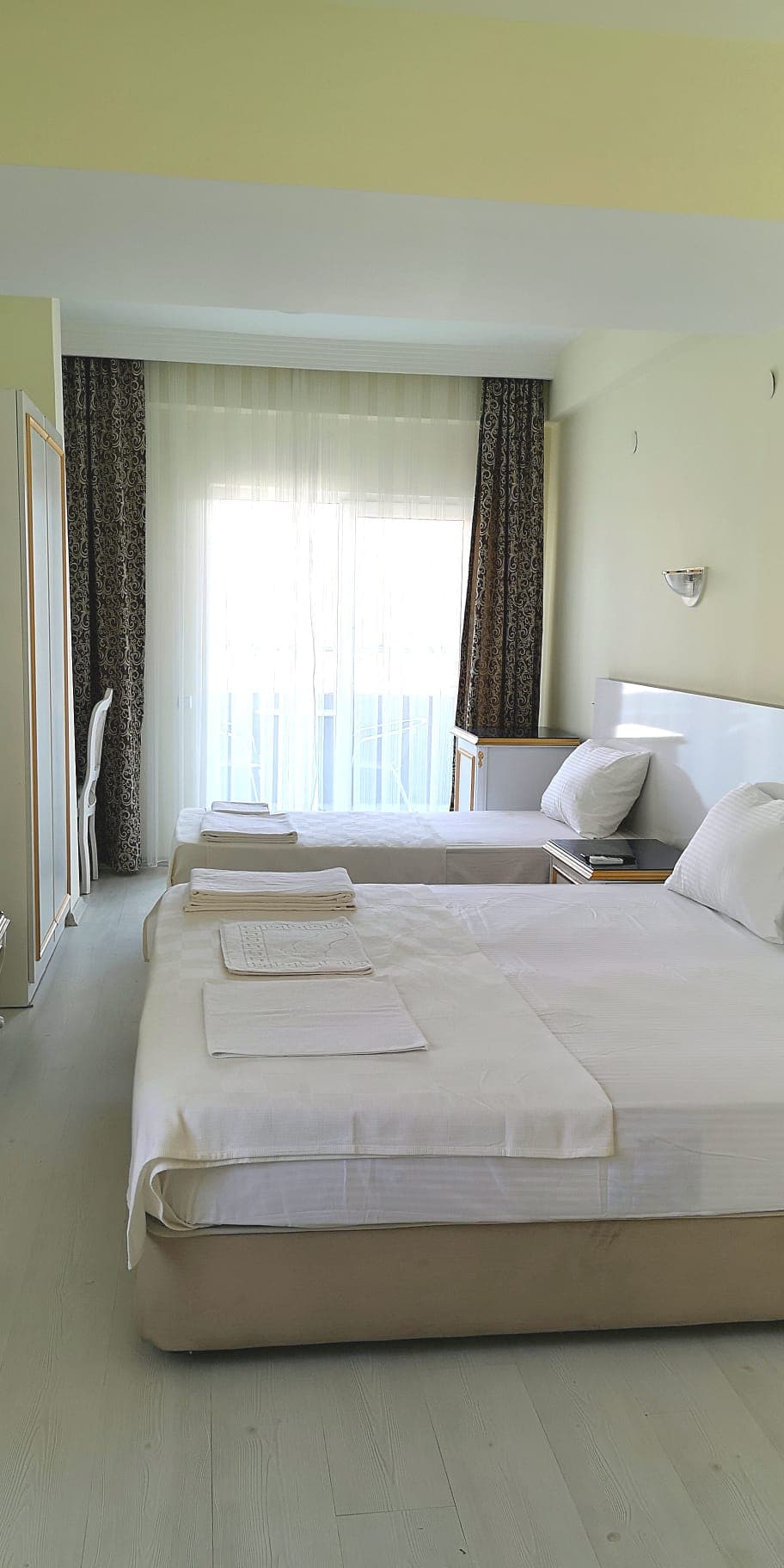 Madi Hotel Lara - photo 2