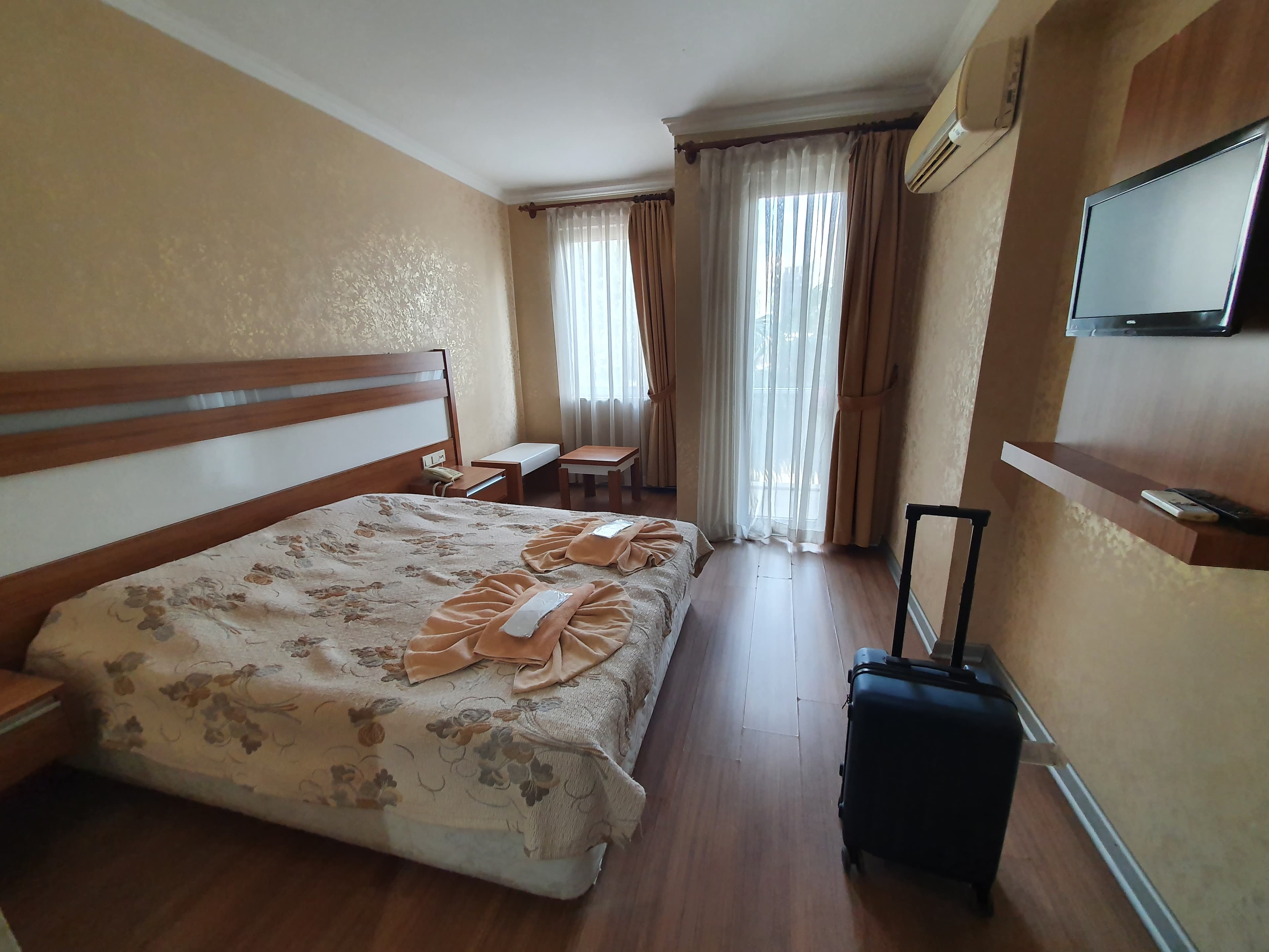 Hotel Santamarina - photo 2
