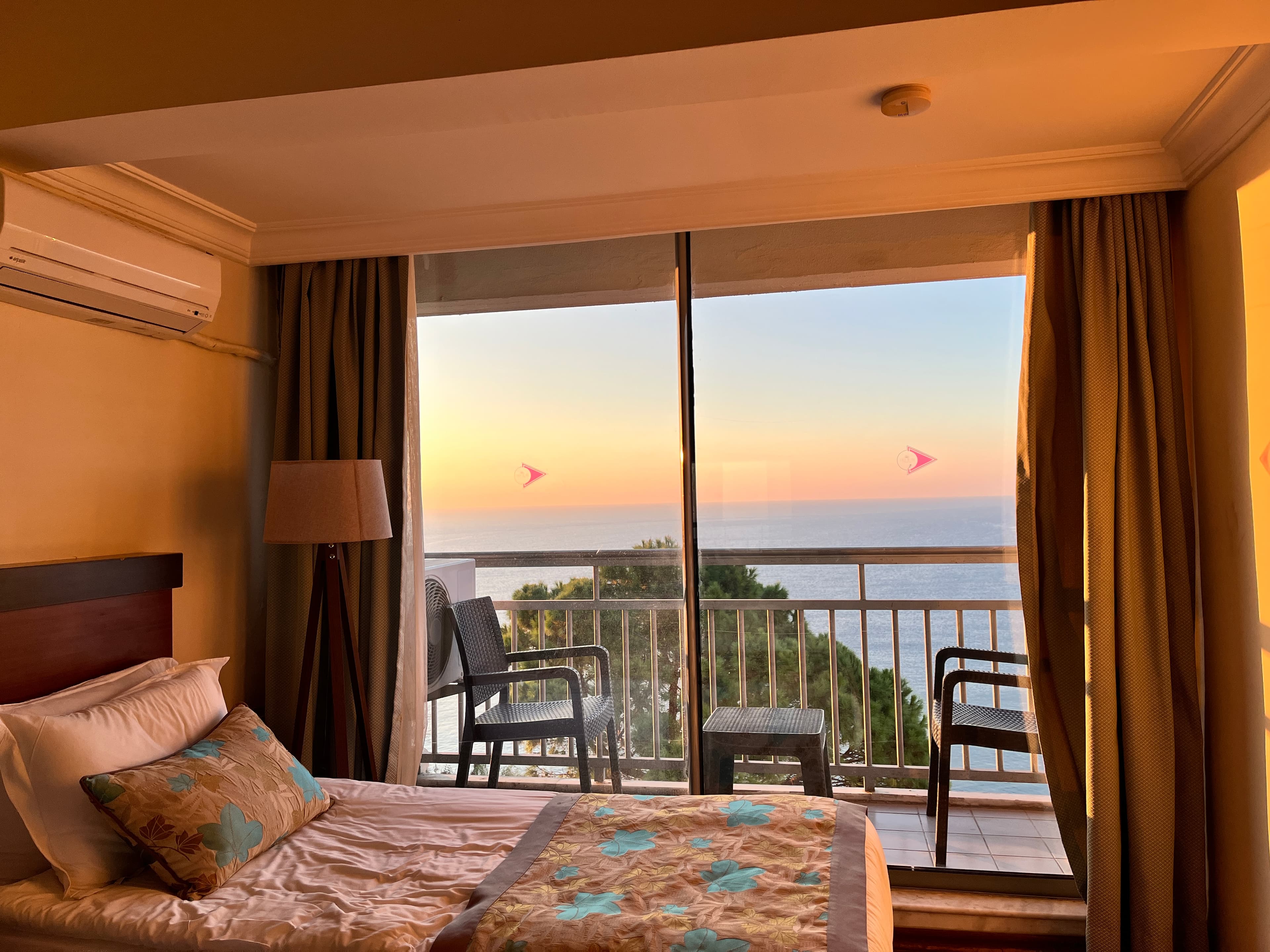 Lara Hotel - photo 2