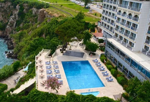 Lara Hotel - photo 4