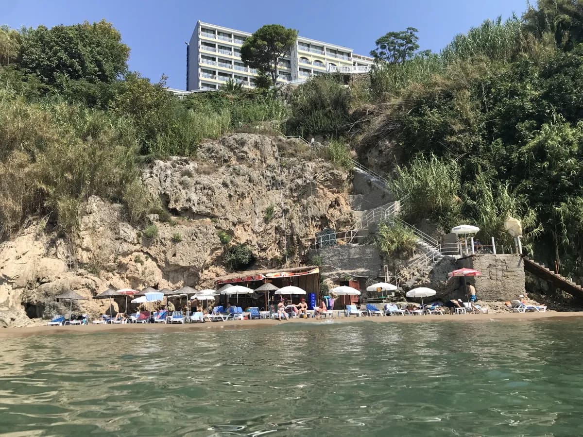 Lara Hotel - photo 10