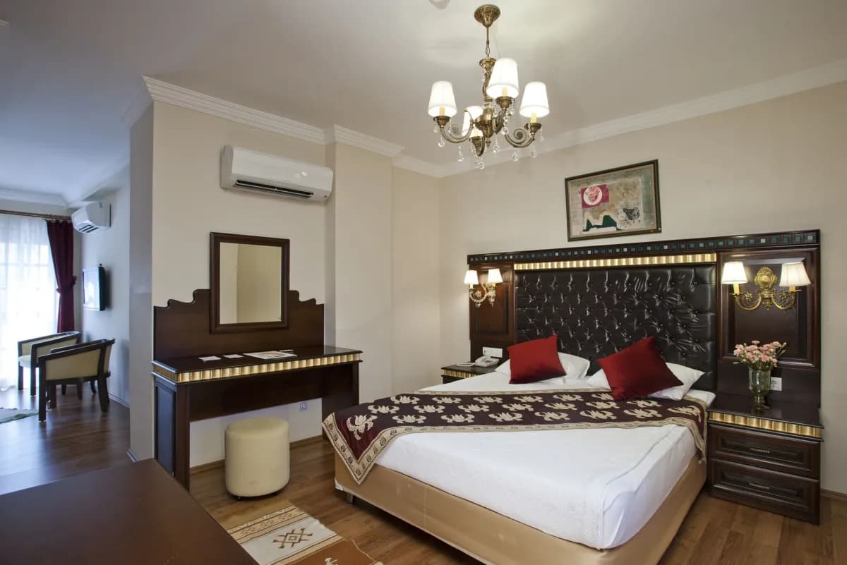 Mediterra Art Hotel - photo 2