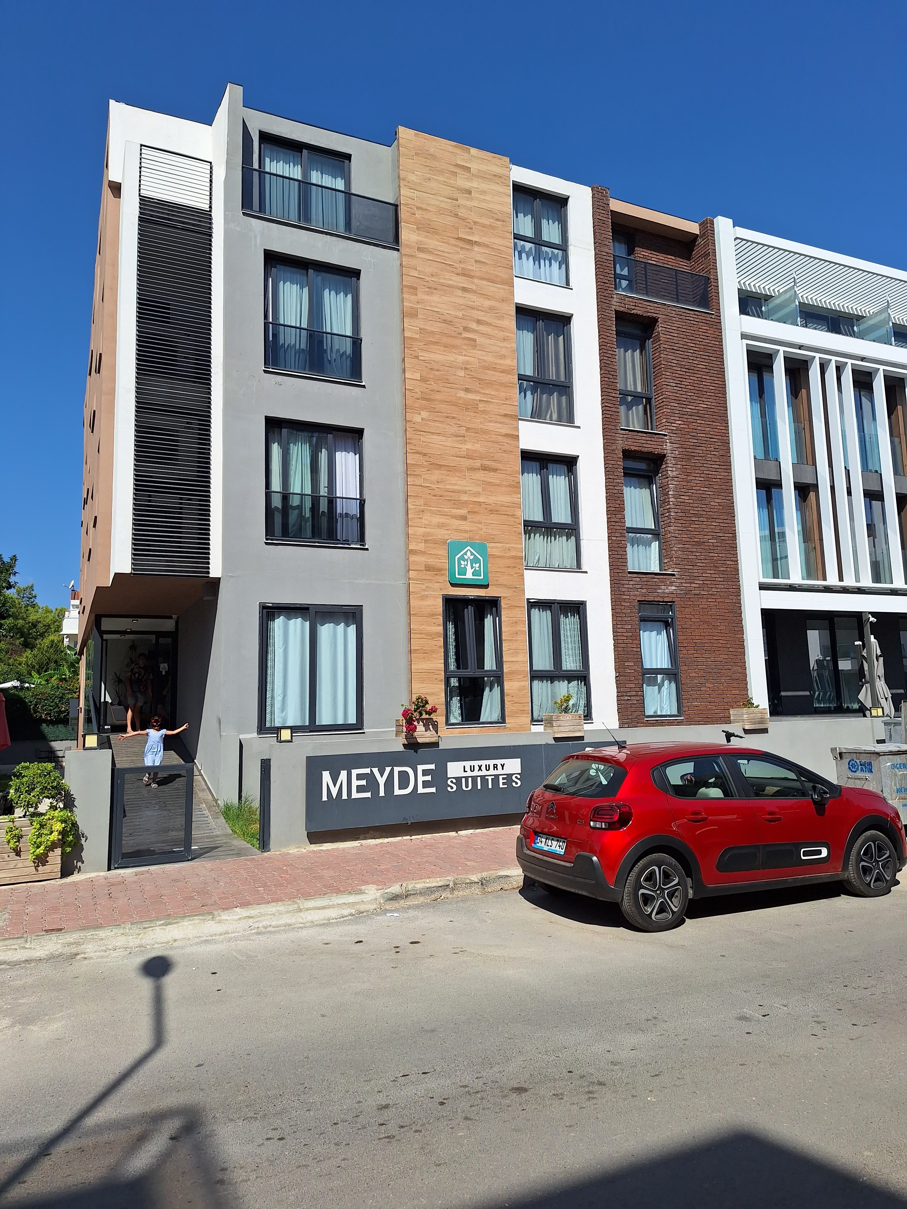 Meyde Boutique Suites - photo 4