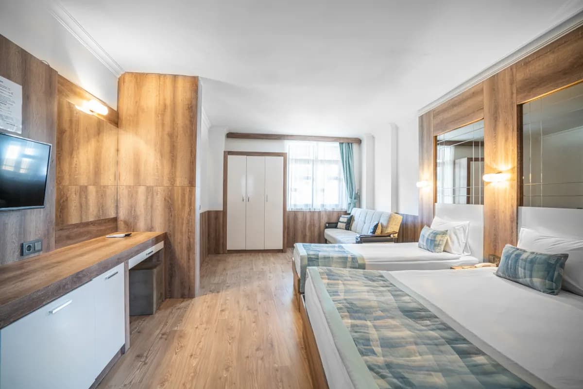 Oscar Boutique Hotel - photo 2