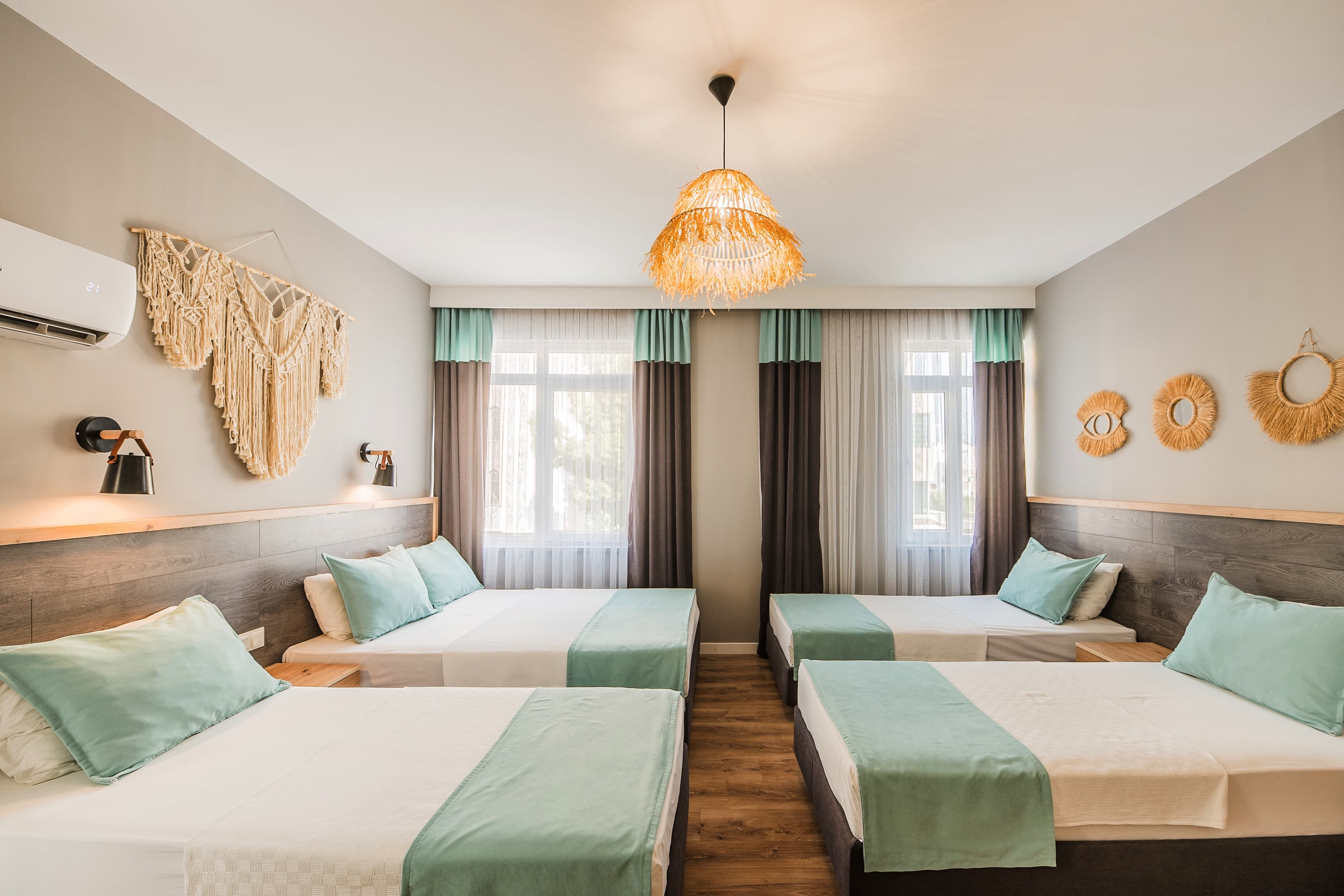 The Royal City Hotel - photo 5