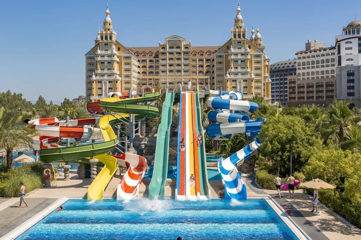 Royal Holiday Palace