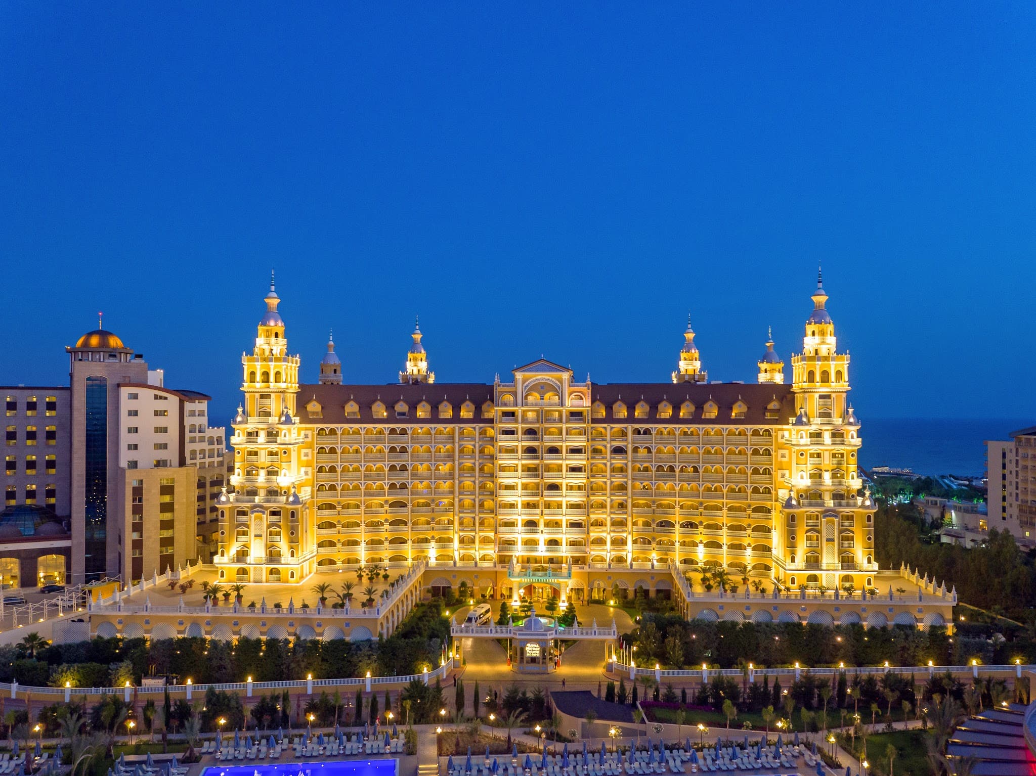 Royal Holiday Palace - photo 10