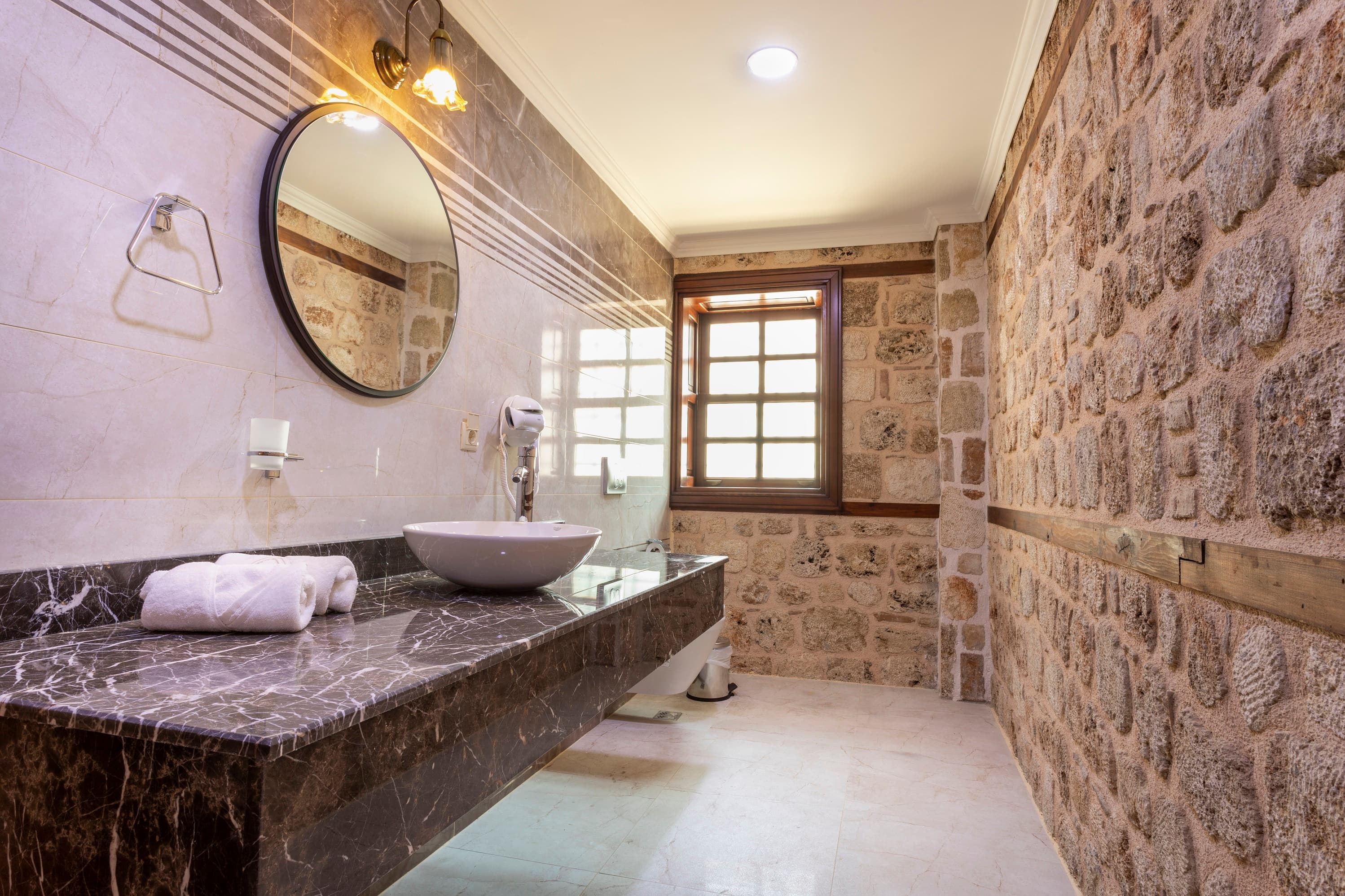Woo Town Suites - photo 4