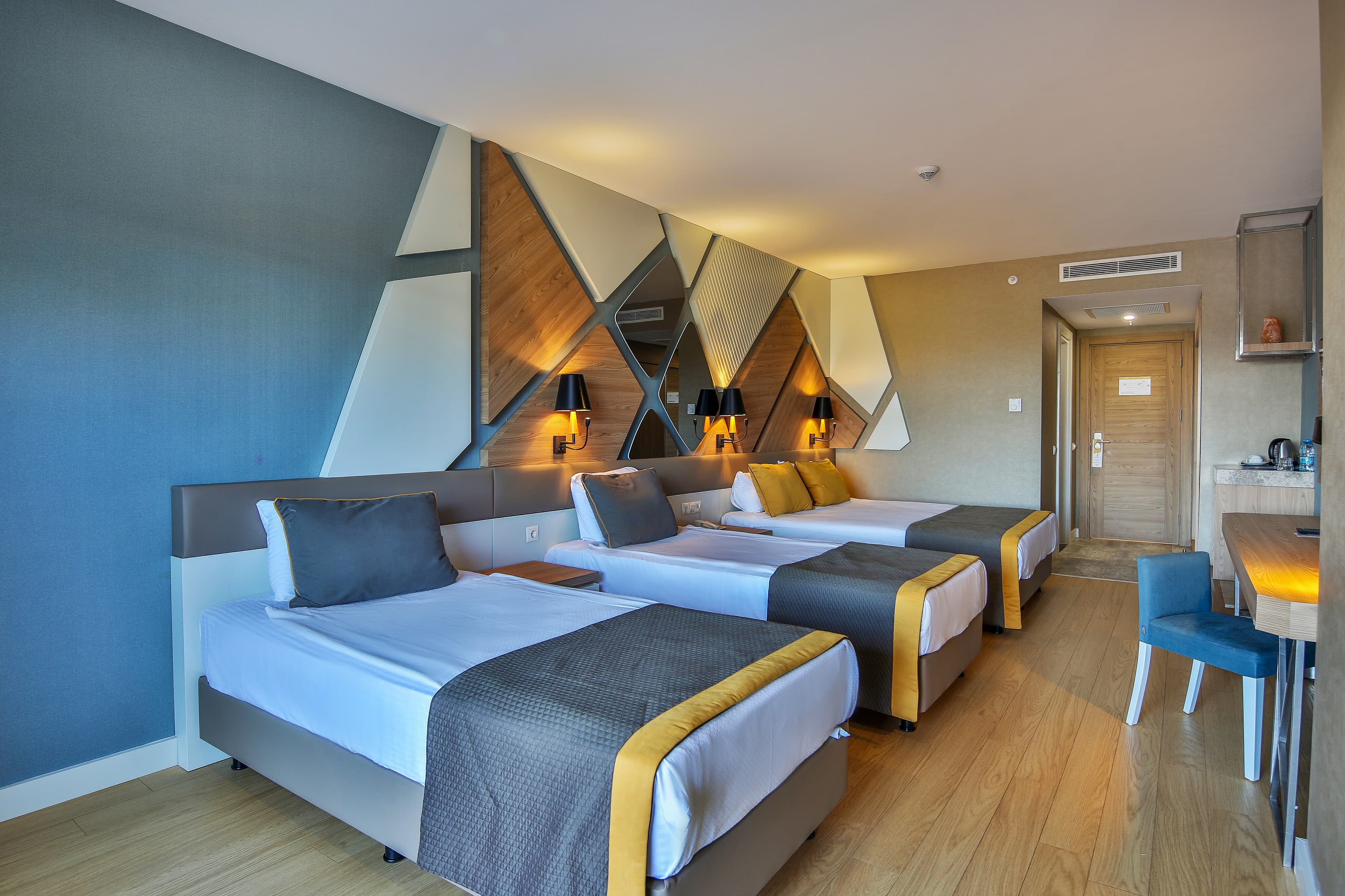 Saturn Palace Resort - photo 2