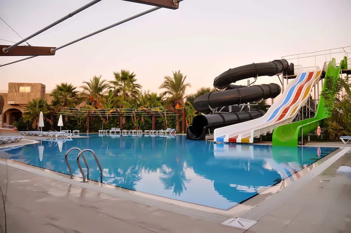 Saturn Palace Resort - photo 6