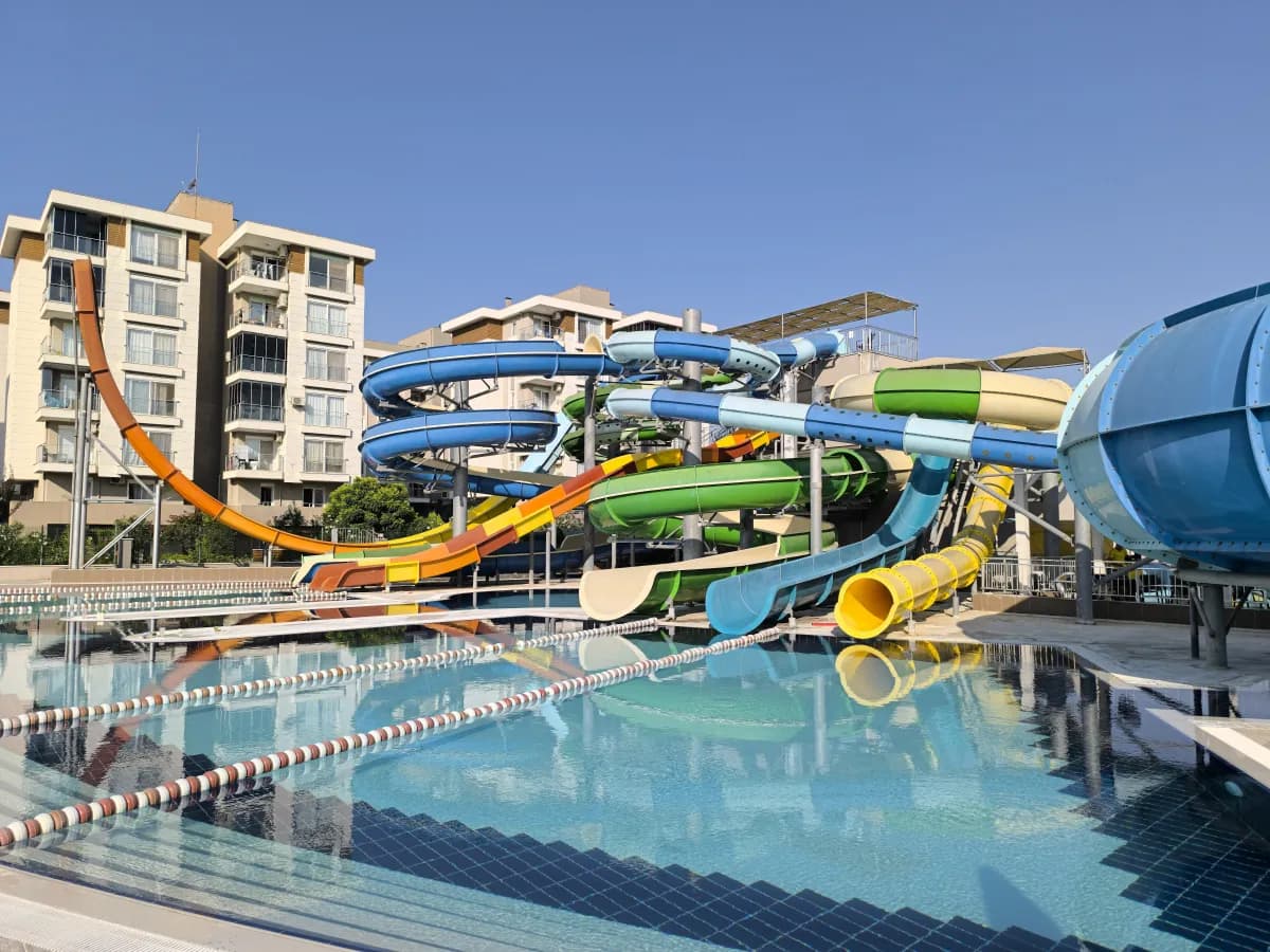 Greenwood Suites Resort - photo 3