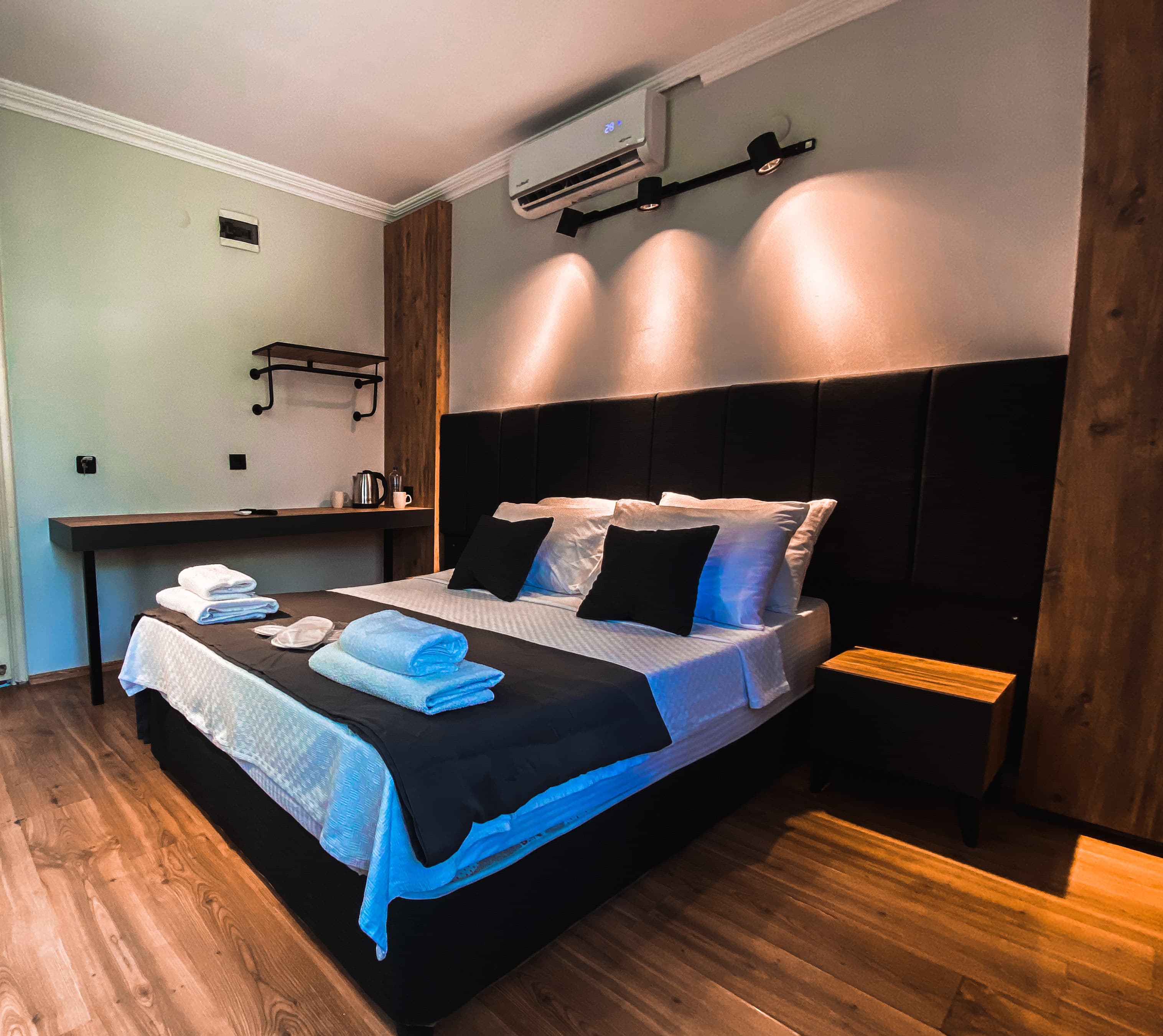 TEPE HOTEL & BUSINESS SUITE - photo 4