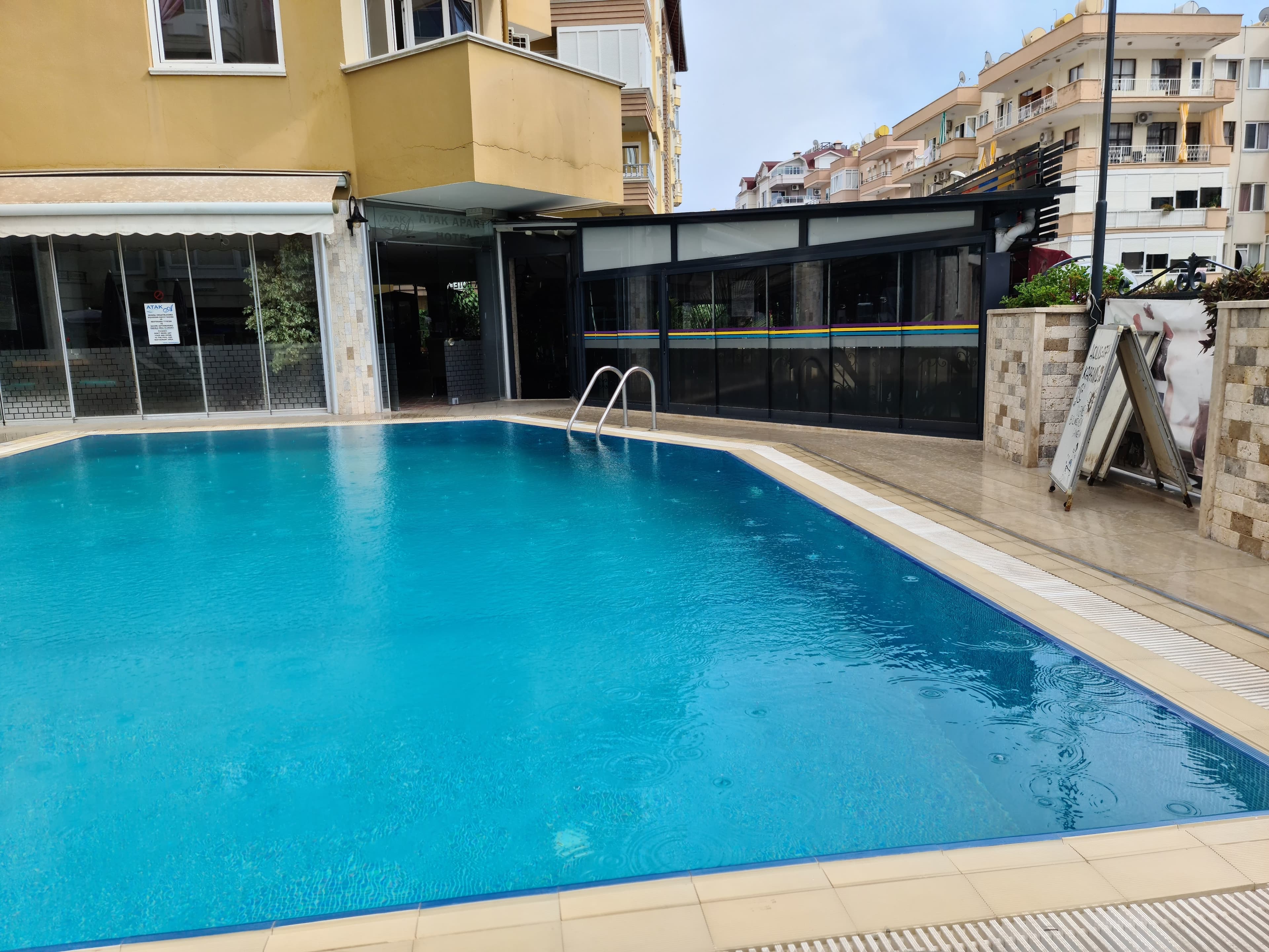 Atak Suit Hotel
