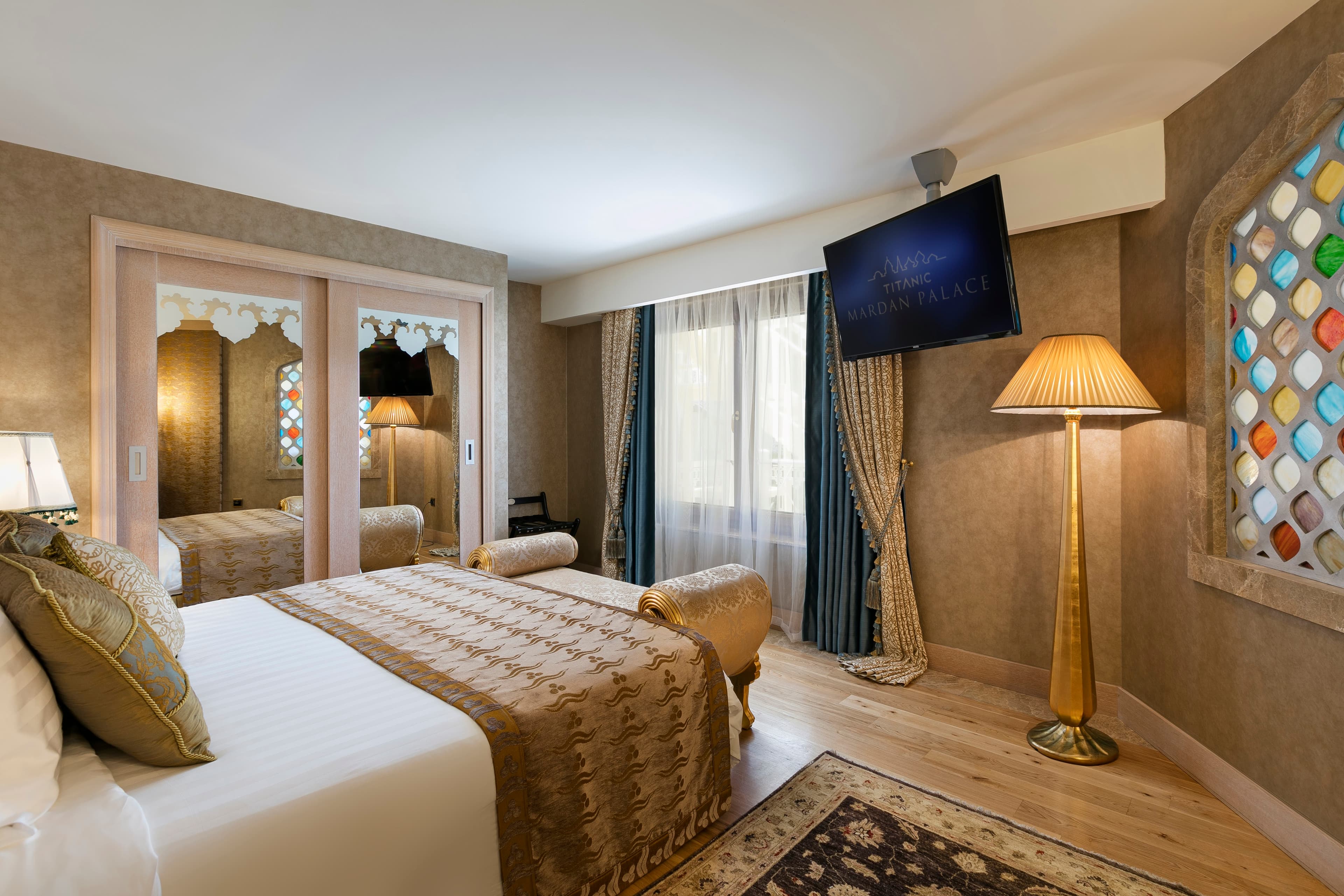 Titanic Mardan Palace - photo 2