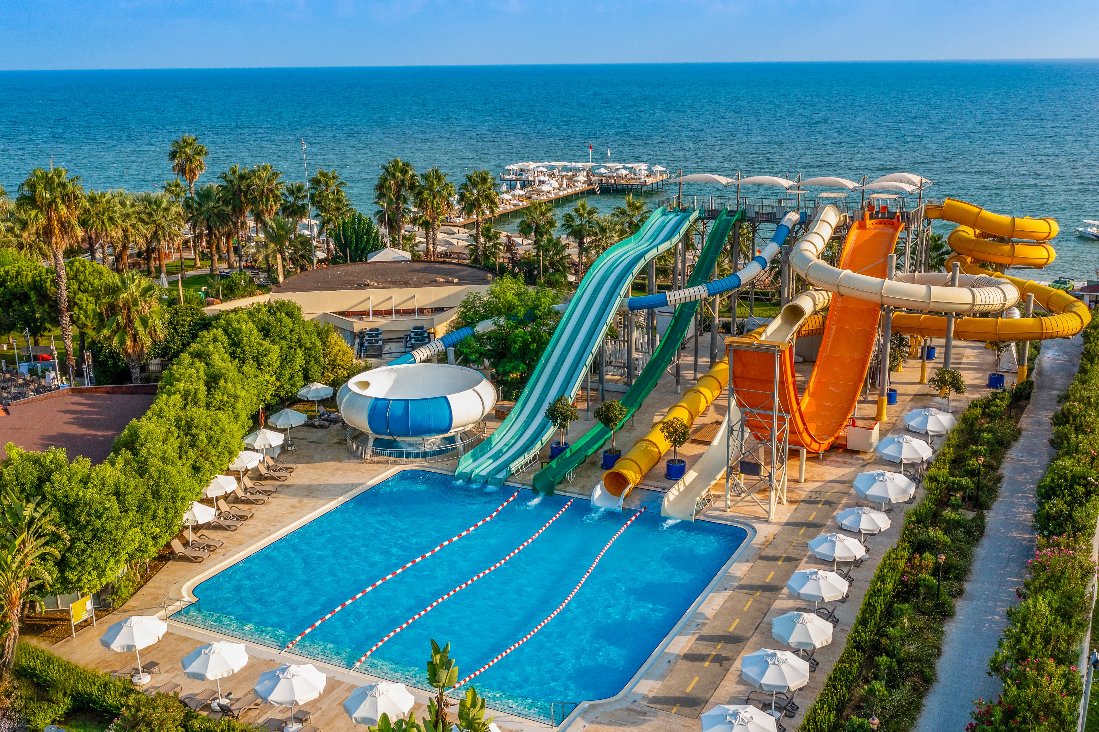 Bellis Deluxe Hotel - photo 3