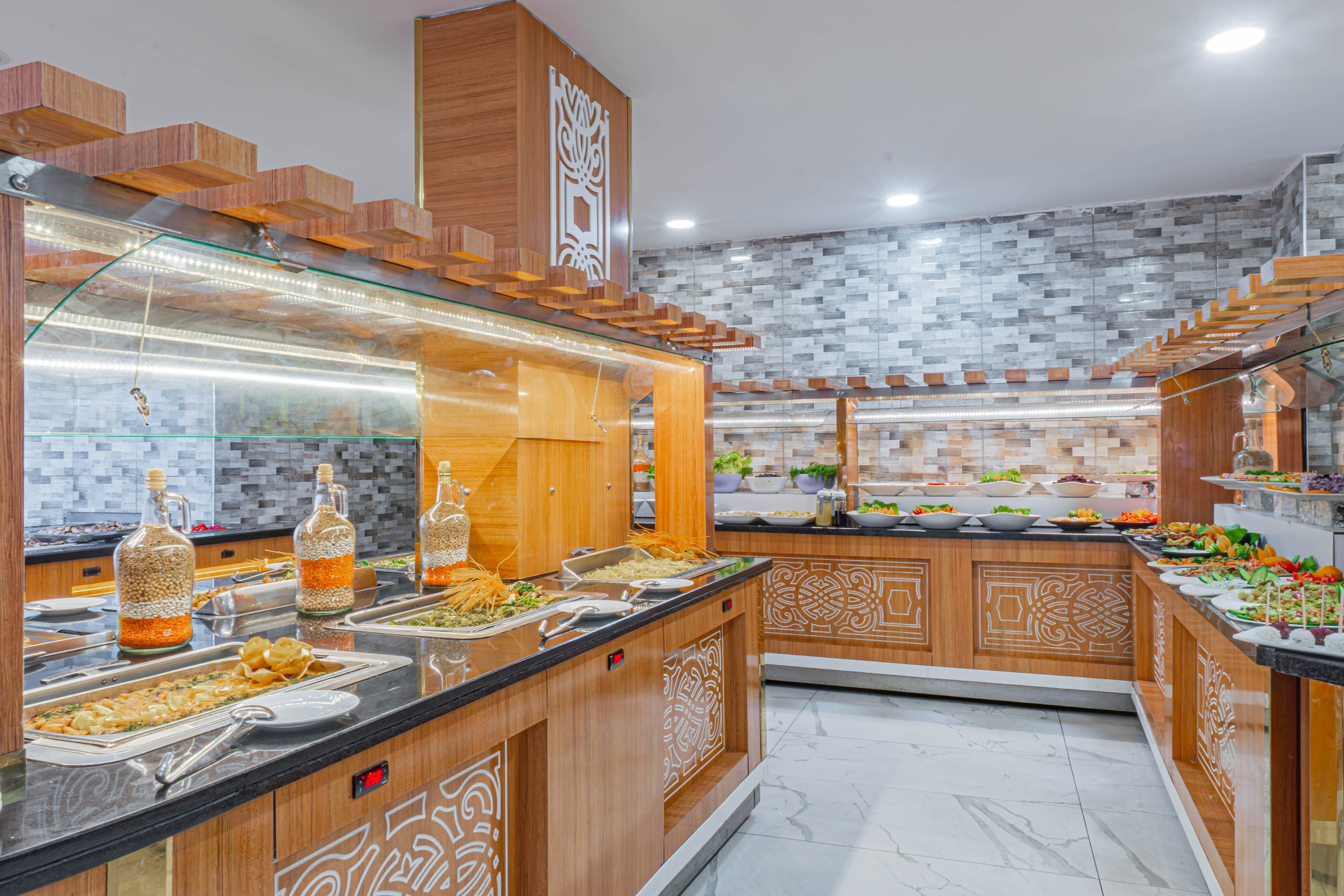 GRAND BARHAN HOTEL - photo 9