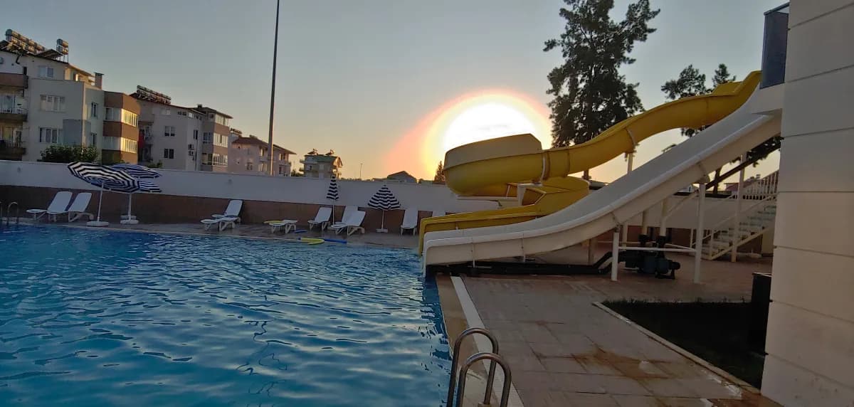 White Angel Hotel - photo 8
