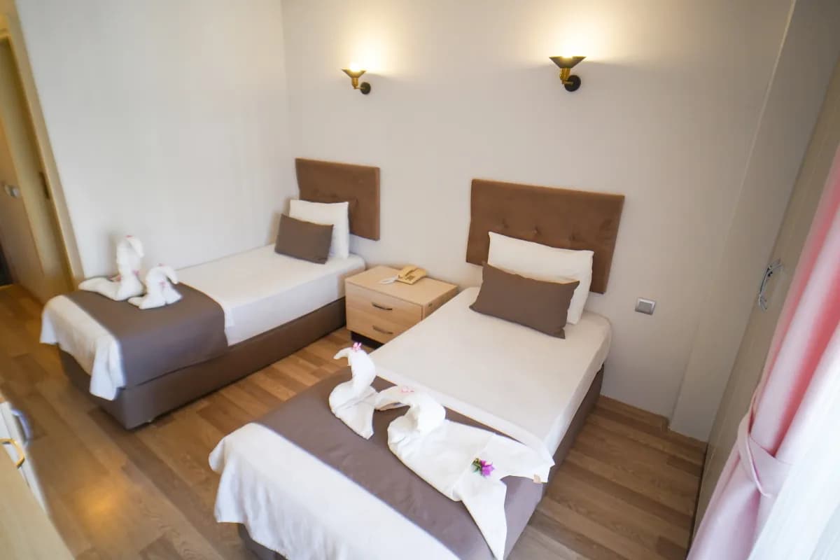 Winecity Hotel - photo 8