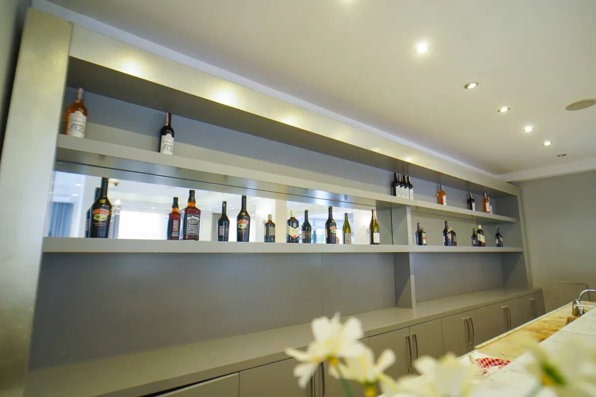 Winecity Hotel - photo 10