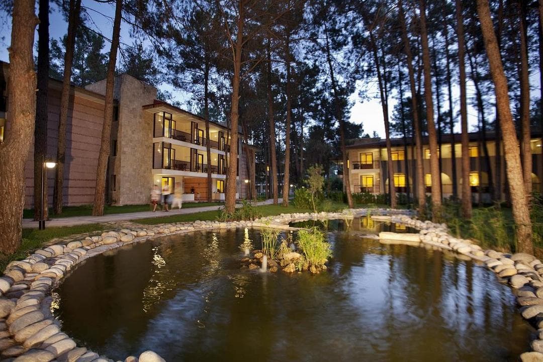 CHAMPION HOLIDAY VILLAGE