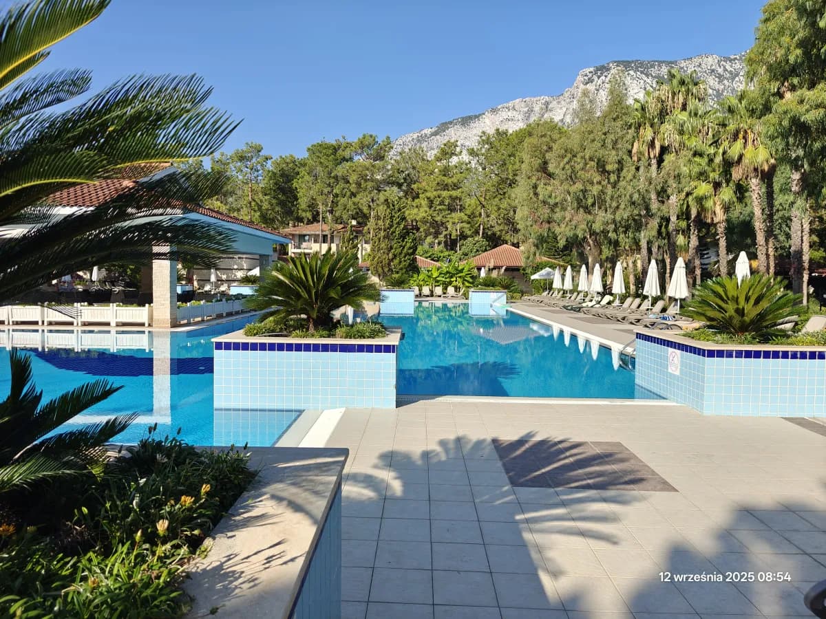 CHAMPION HOLIDAY VILLAGE - photo 3