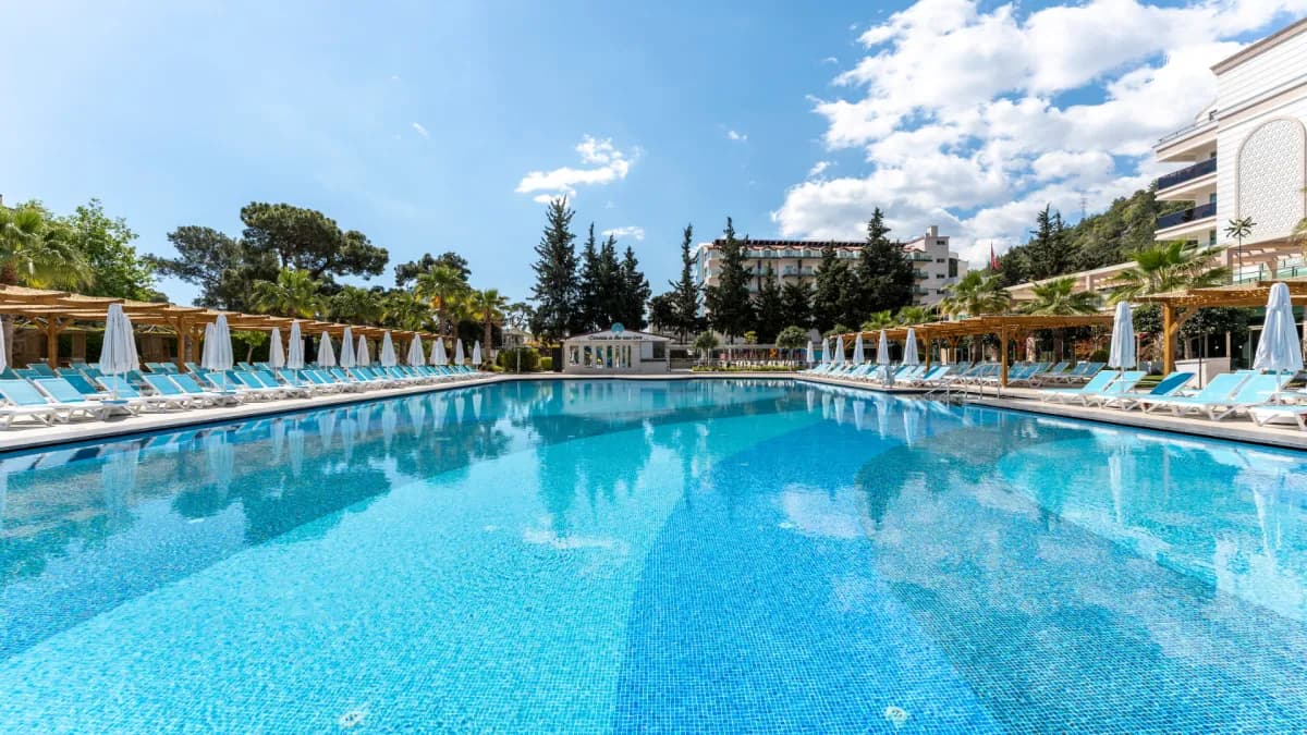 Dosinia Luxury Resort - photo 3