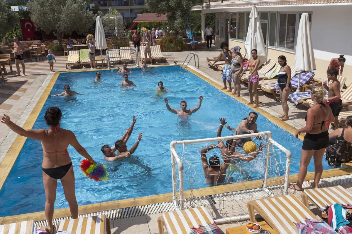 Get Enjoy Hotels - photo 8