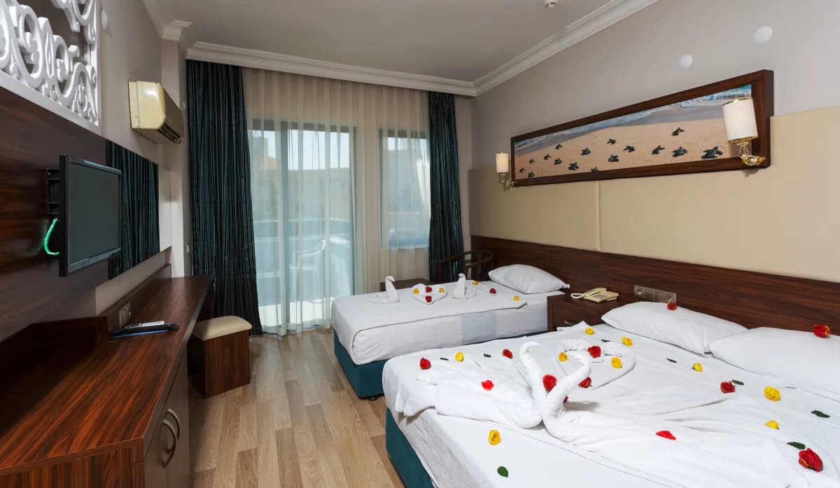 Caretta Relax Hotel - photo 2