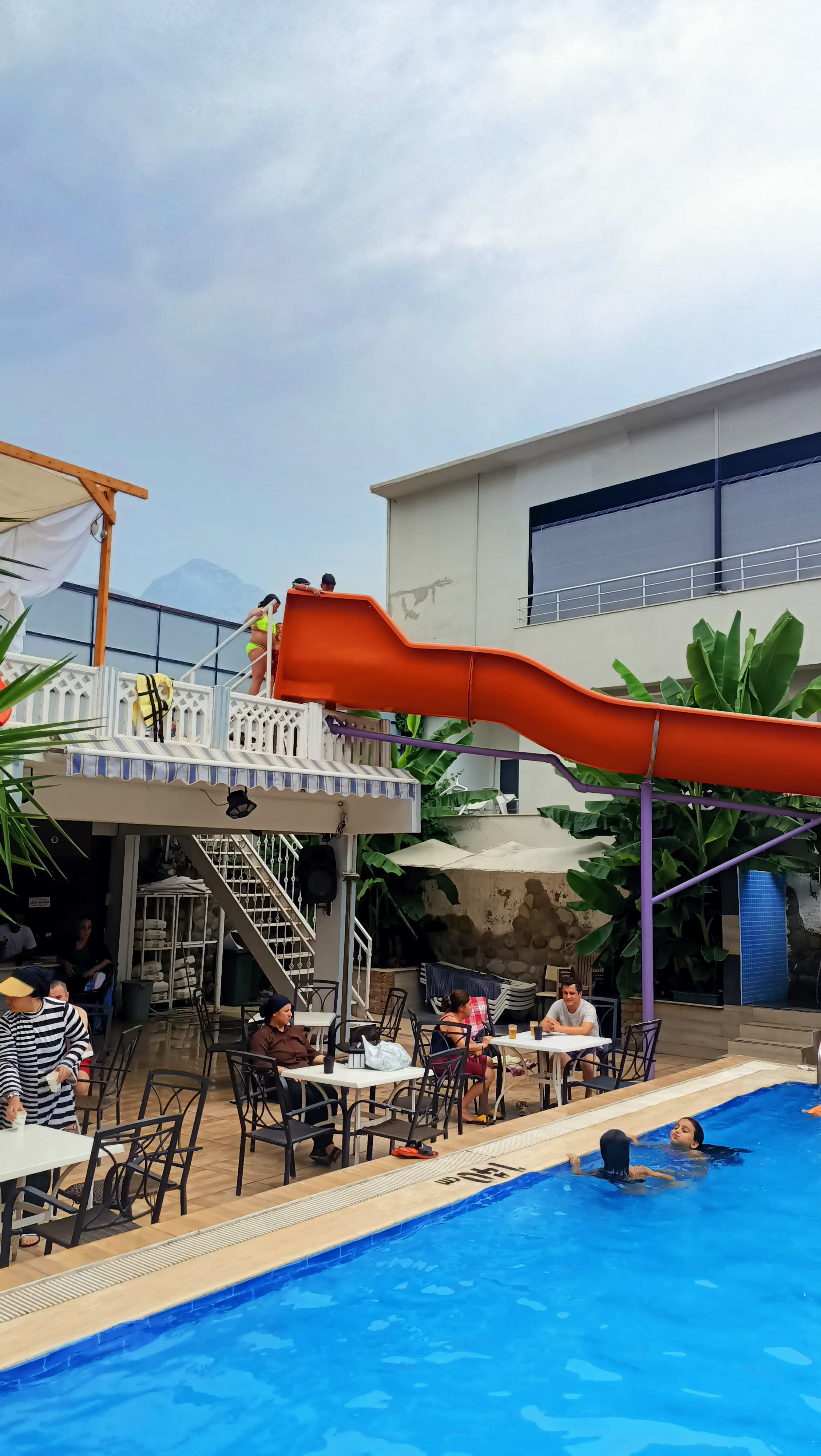 Vogue Royal Beach Hotel - photo 3