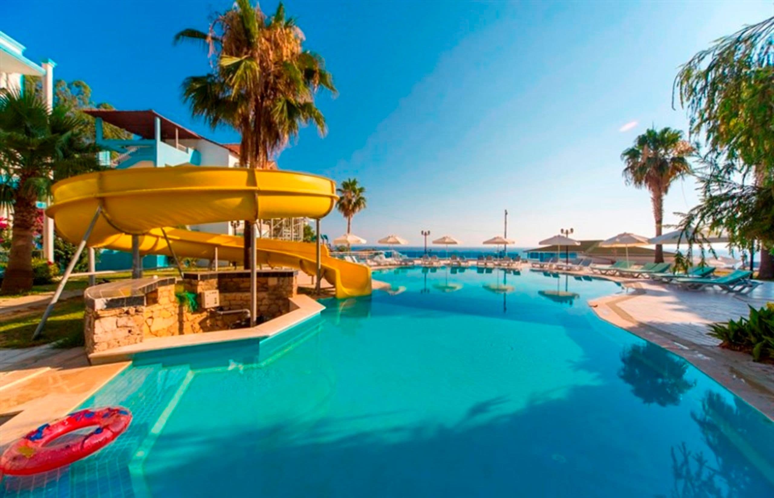 Catinsos Beach Garden Hotel - photo 2