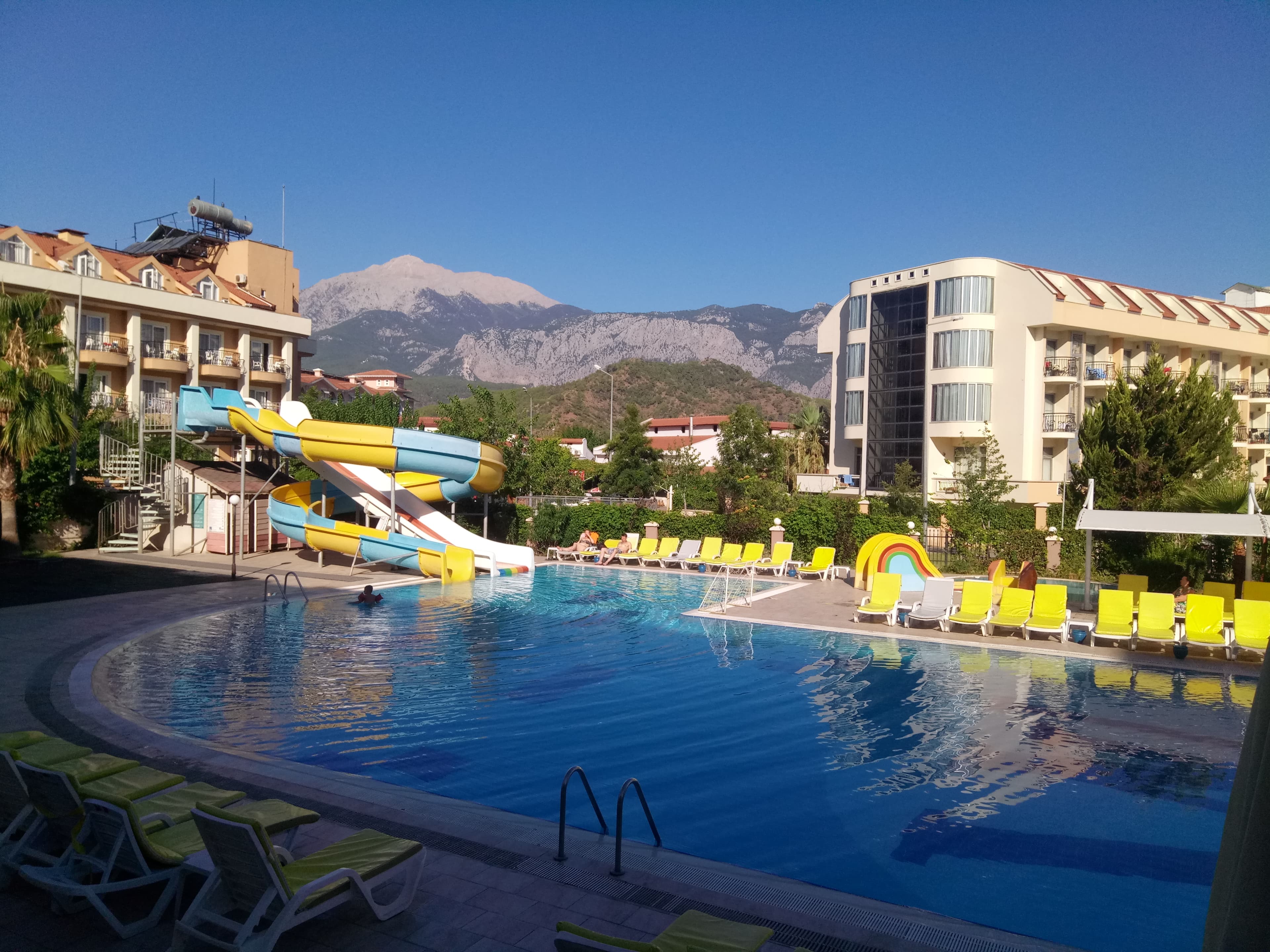 White Lilyum Hotel - photo 6